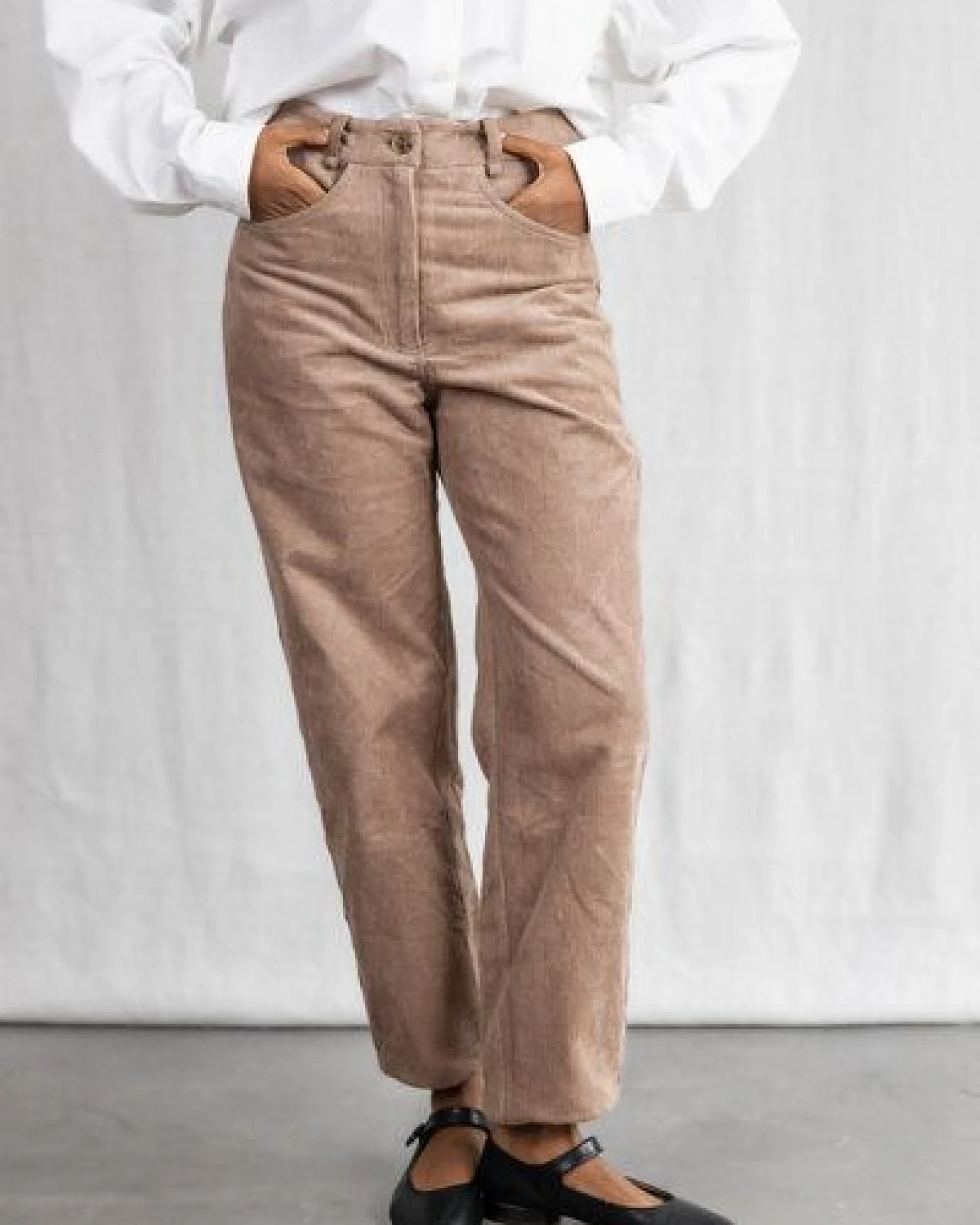 Jyoti - Fair Works Baumwollcord Hose Palash – Ansicht 2
