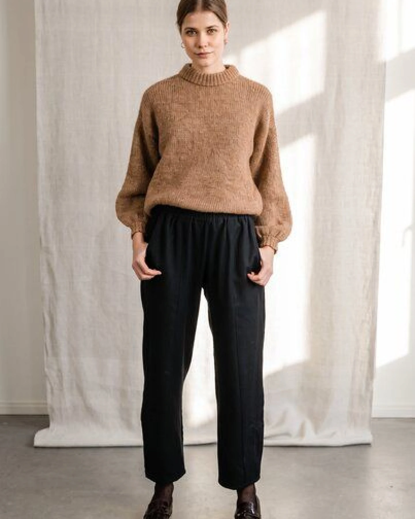 Jyoti - Fair Works Baumwoll Hose Sitaphal – Ansicht 2