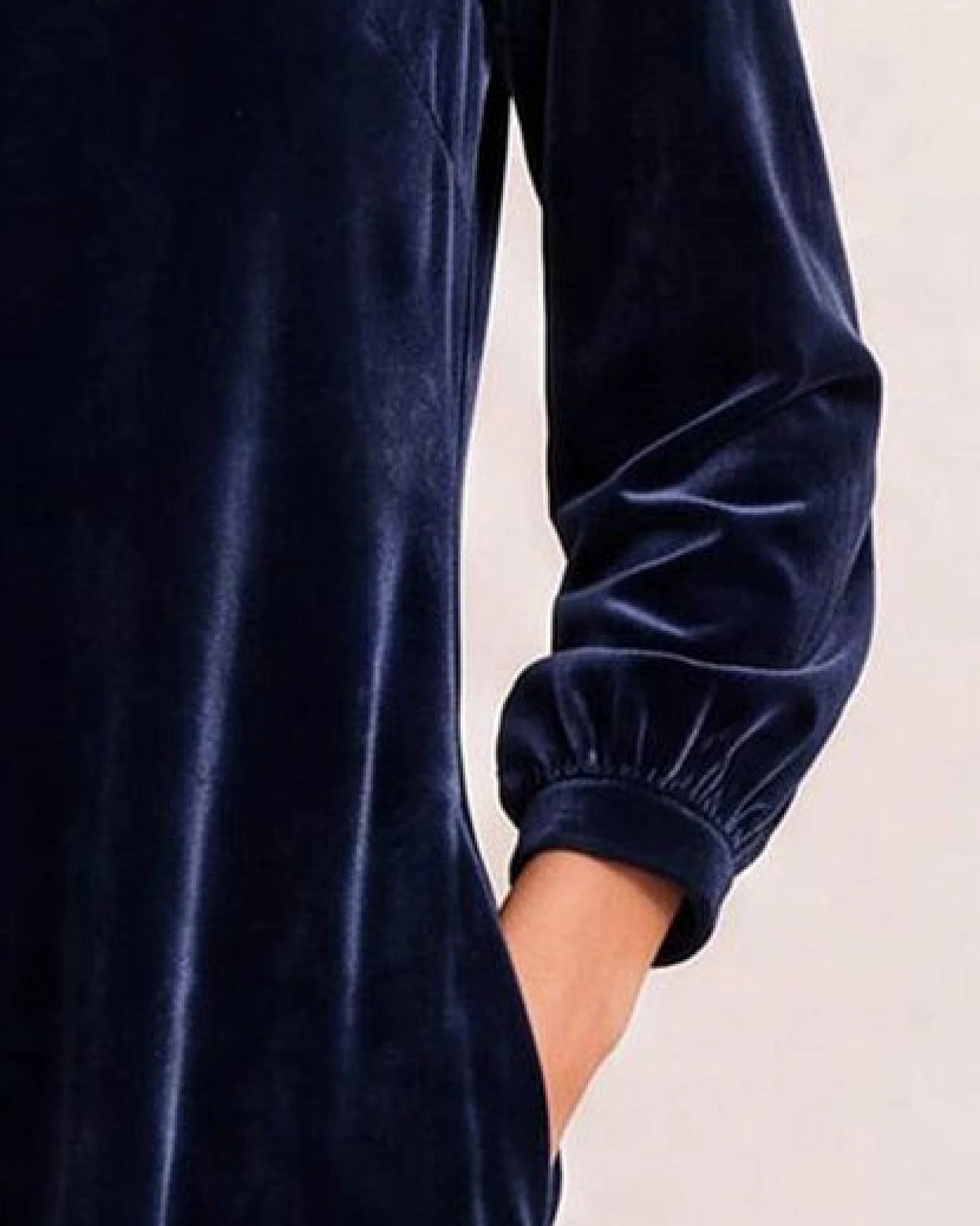 LANA Organic Samtkleid, Modell Isolde – Ansicht 4