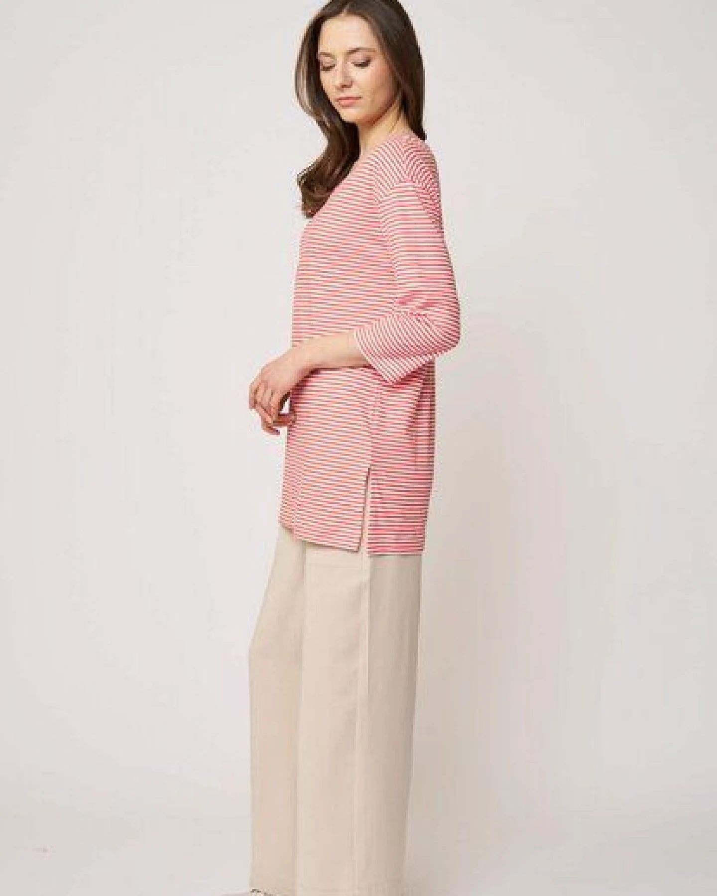 LANA Organic Longshirt, Modell Lia – Ansicht 3