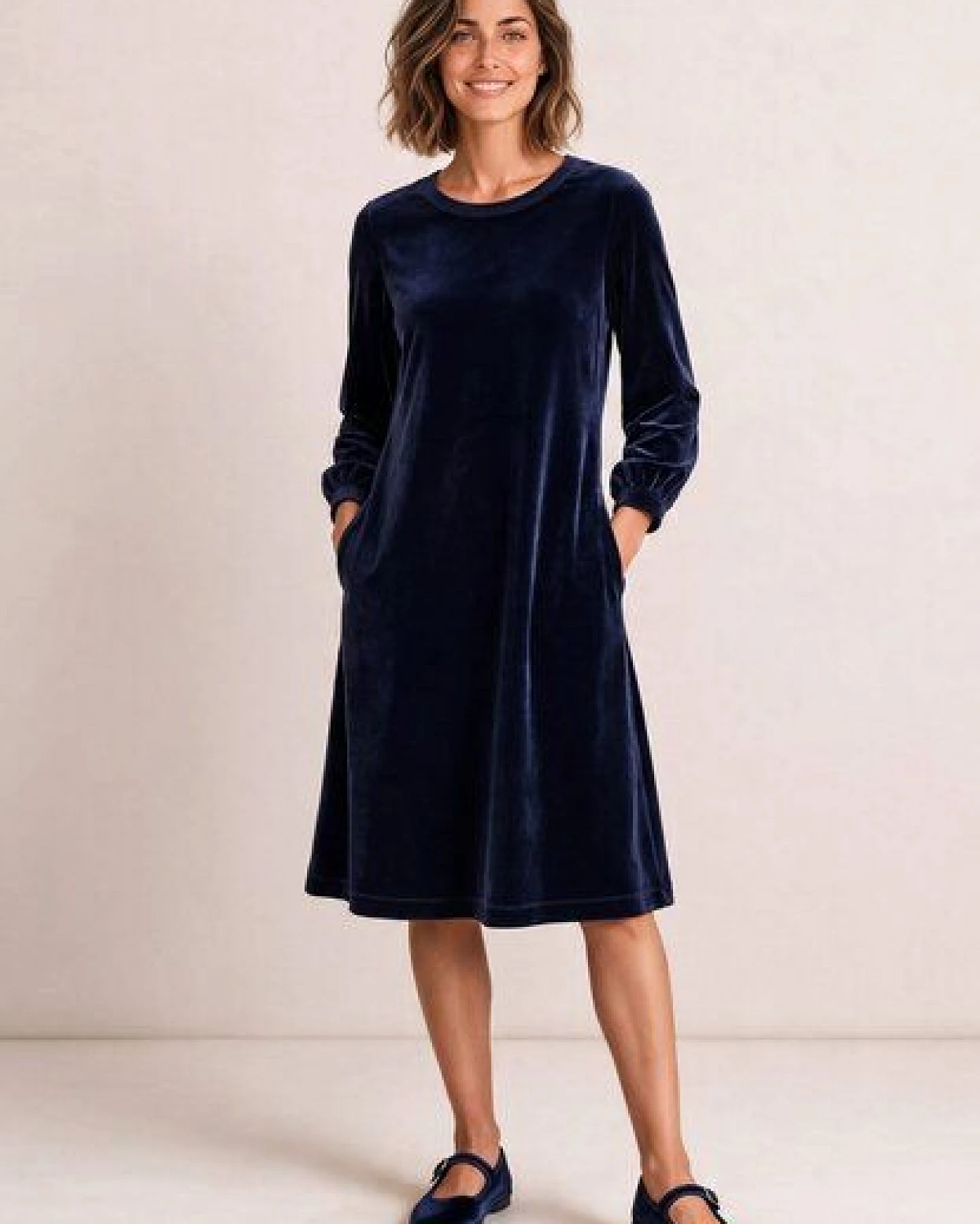 LANA Organic Samtkleid, Modell Isolde – Ansicht 2