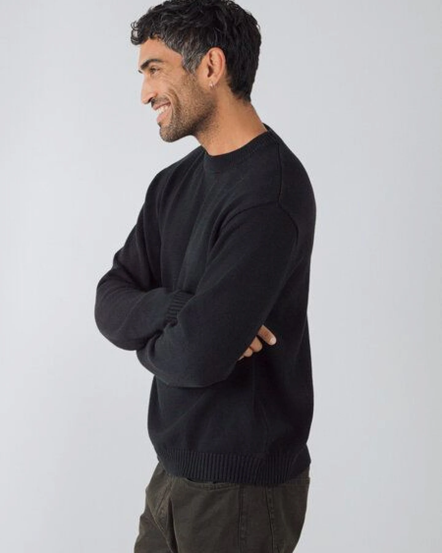 Honest Basics Herren Crew-Pullover aus 100% Bio-Baumwolle – Ansicht 2