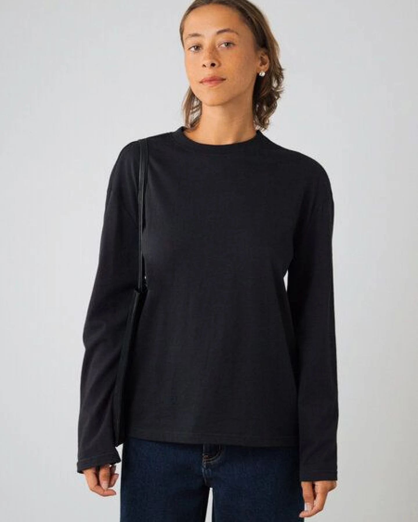 Honest Basics OG Langarmshirt aus Bio- und recycelter Baumwolle – Ansicht 2