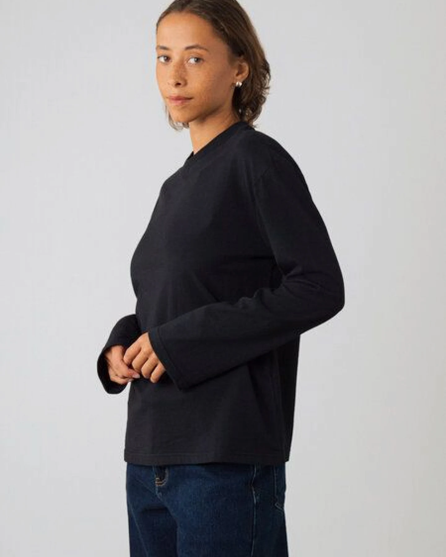 Honest Basics OG Langarmshirt aus Bio- und recycelter Baumwolle – Ansicht 3