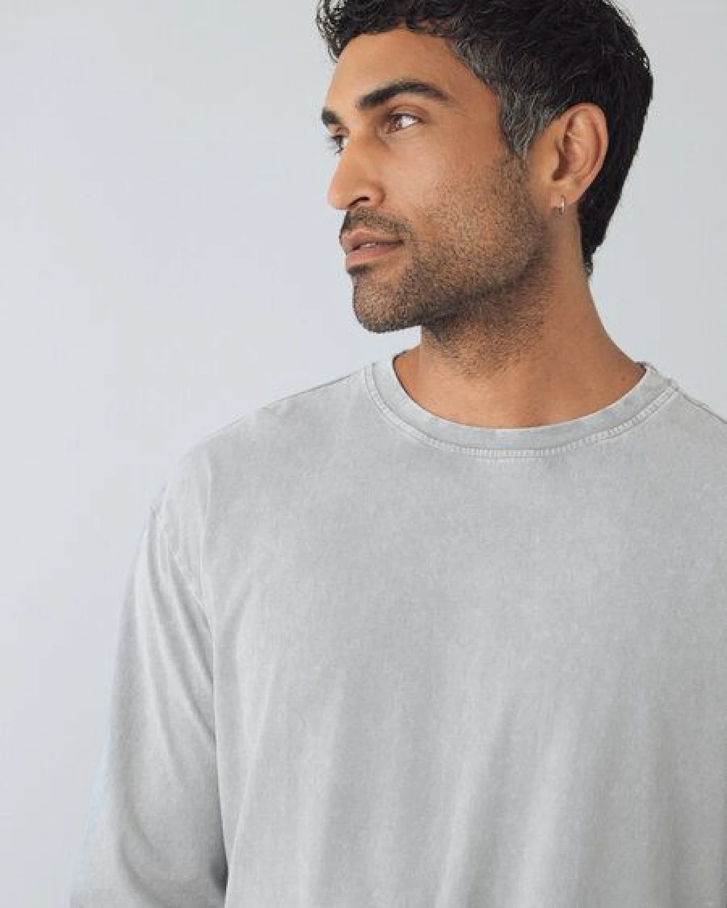 Honest Basics OG Langarmshirt aus Bio- und recycelter Baumwolle – Ansicht 4