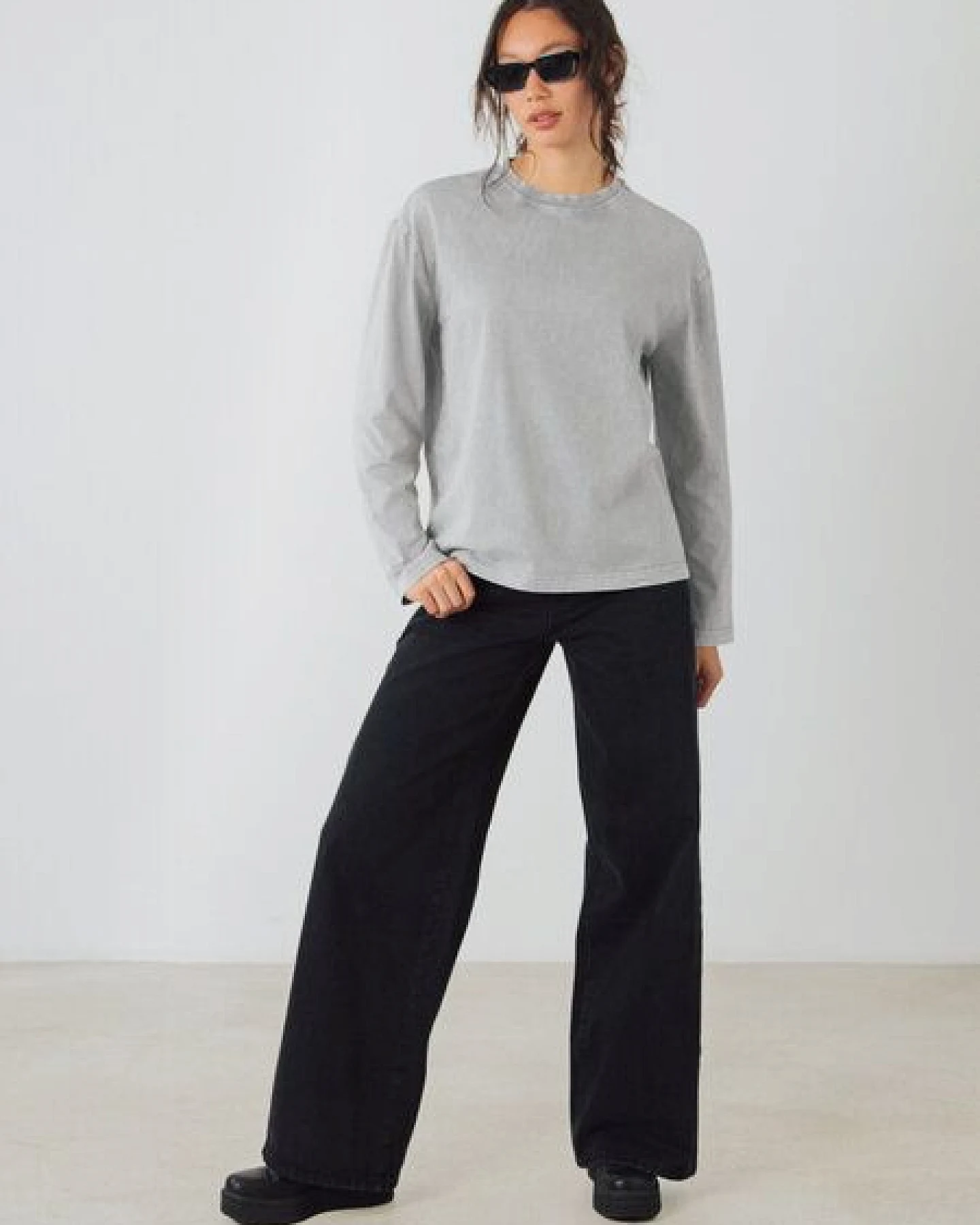 Honest Basics OG Langarmshirt aus Bio- und recycelter Baumwolle – Ansicht 2
