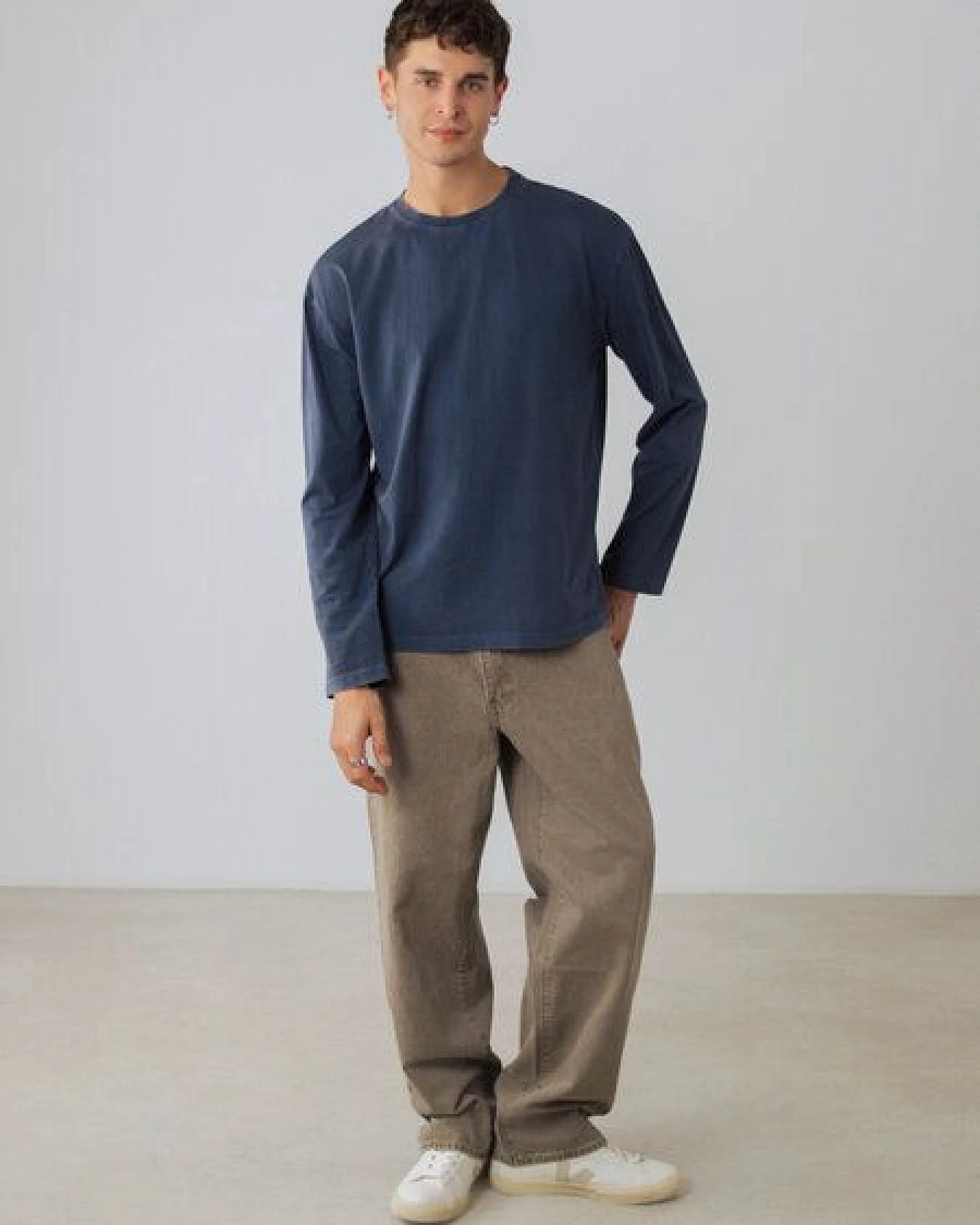 Honest Basics OG Langarmshirt aus Bio- und recycelter Baumwolle – Ansicht 3