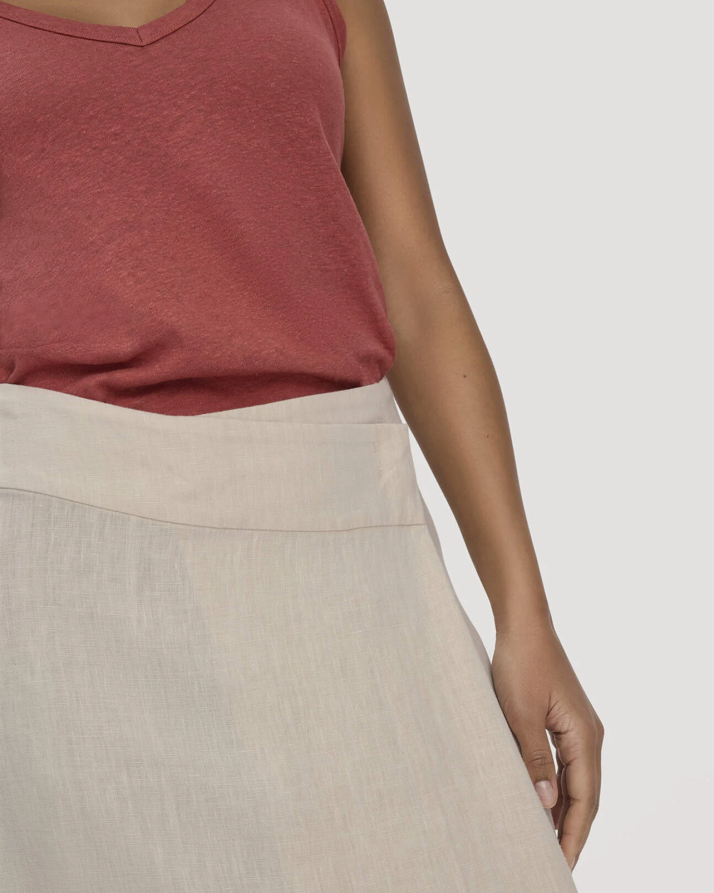 hessnatur Damen Rock Midi Regular aus Leinen - beige - Größe 40 – Ansicht 3