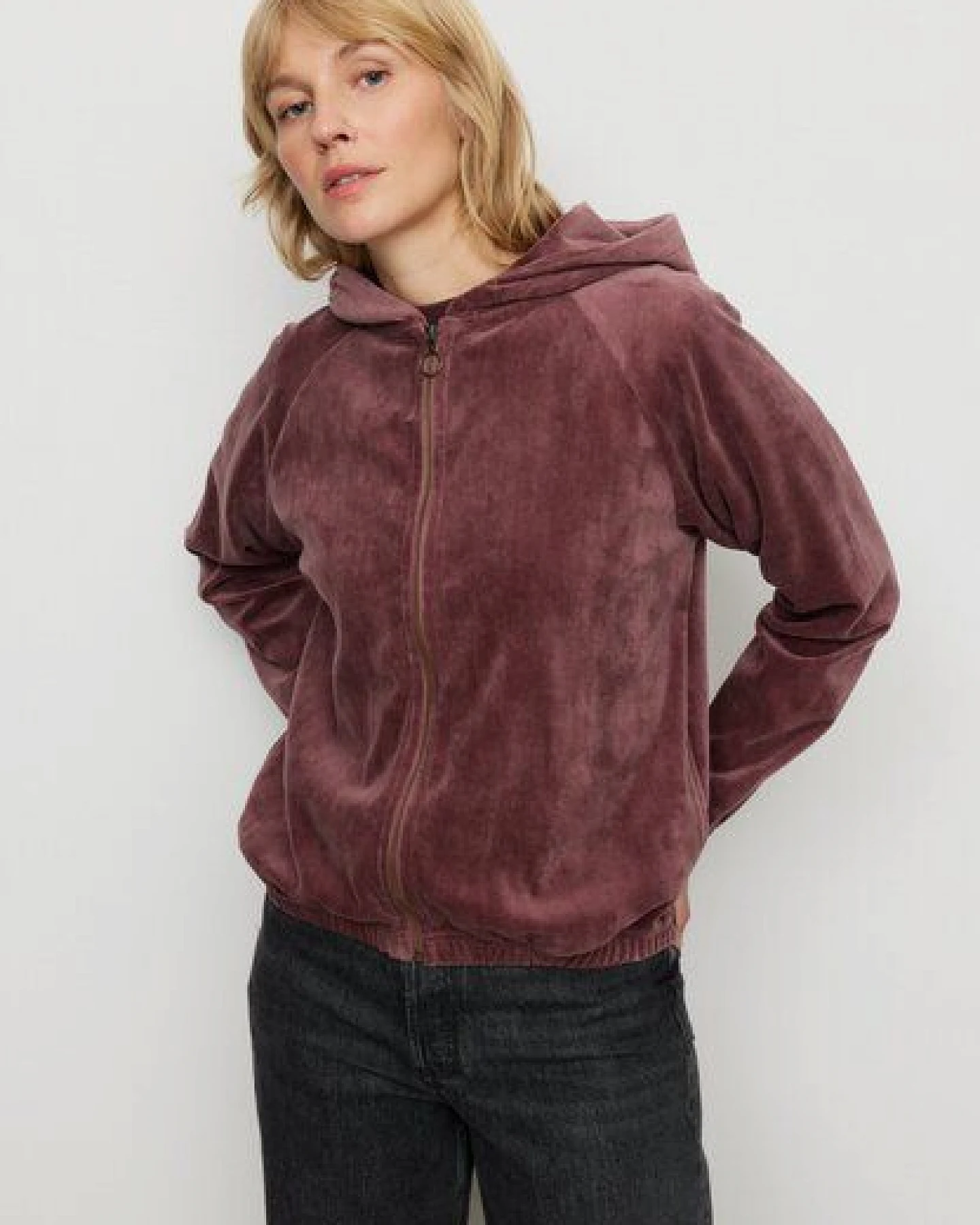 Damen Nicki Sweatjacke aus Baumwolle - HELICONIA - recolution – Ansicht 4