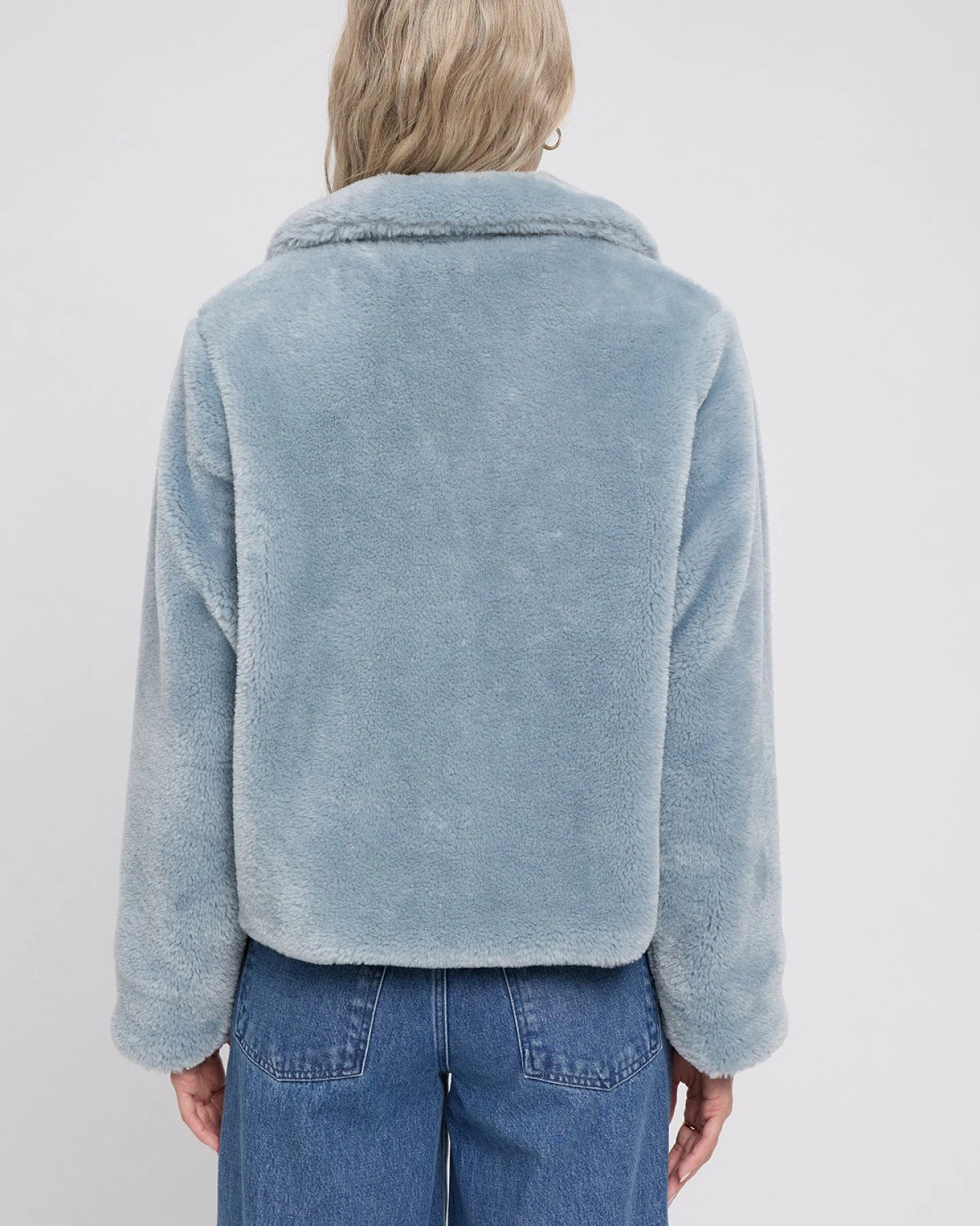Jacke Faux-Fur Button Blau – Ansicht 5