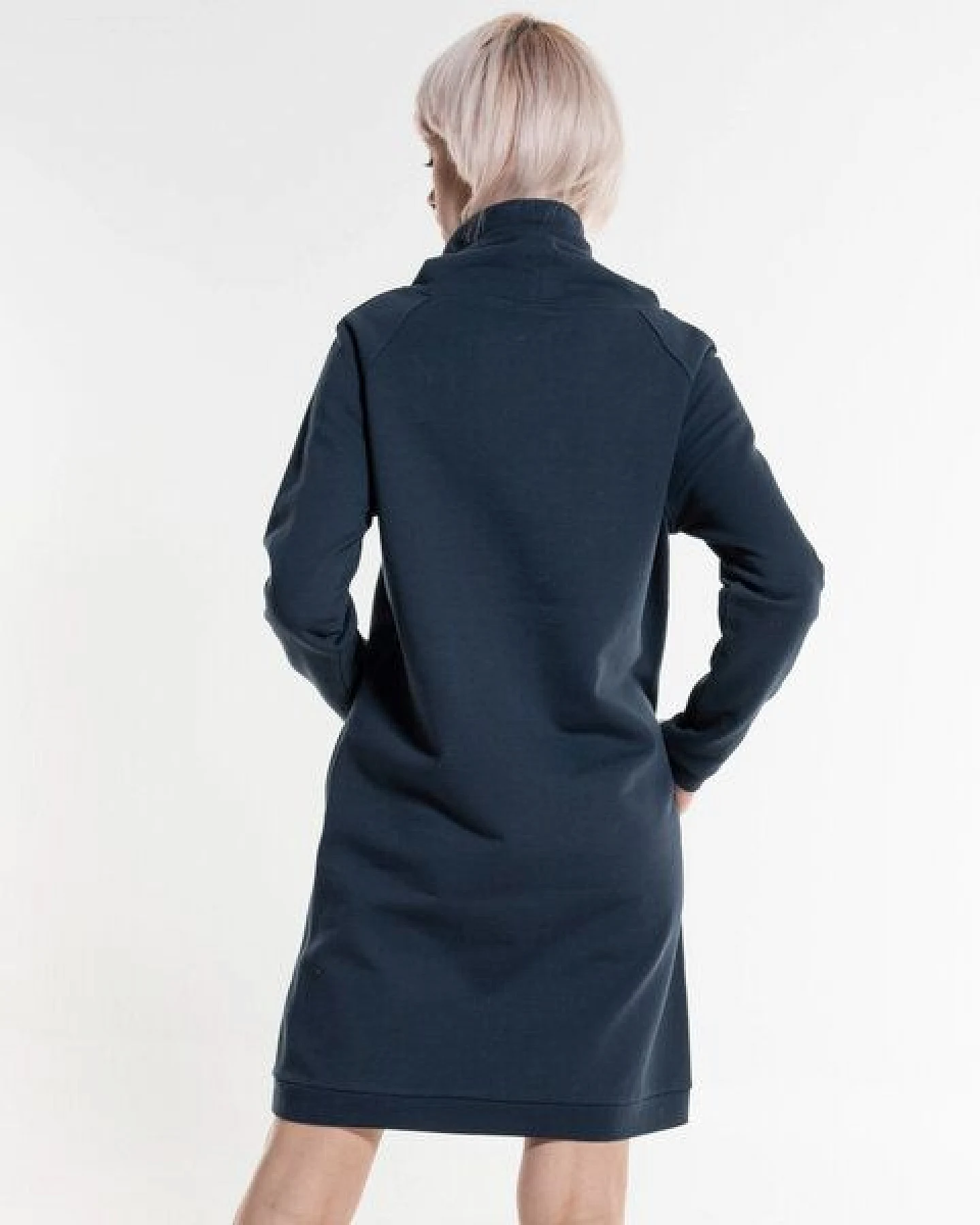 Alma & Lovis Softes Raglan-Sweatkleid aus Organic Cotton – Ansicht 4