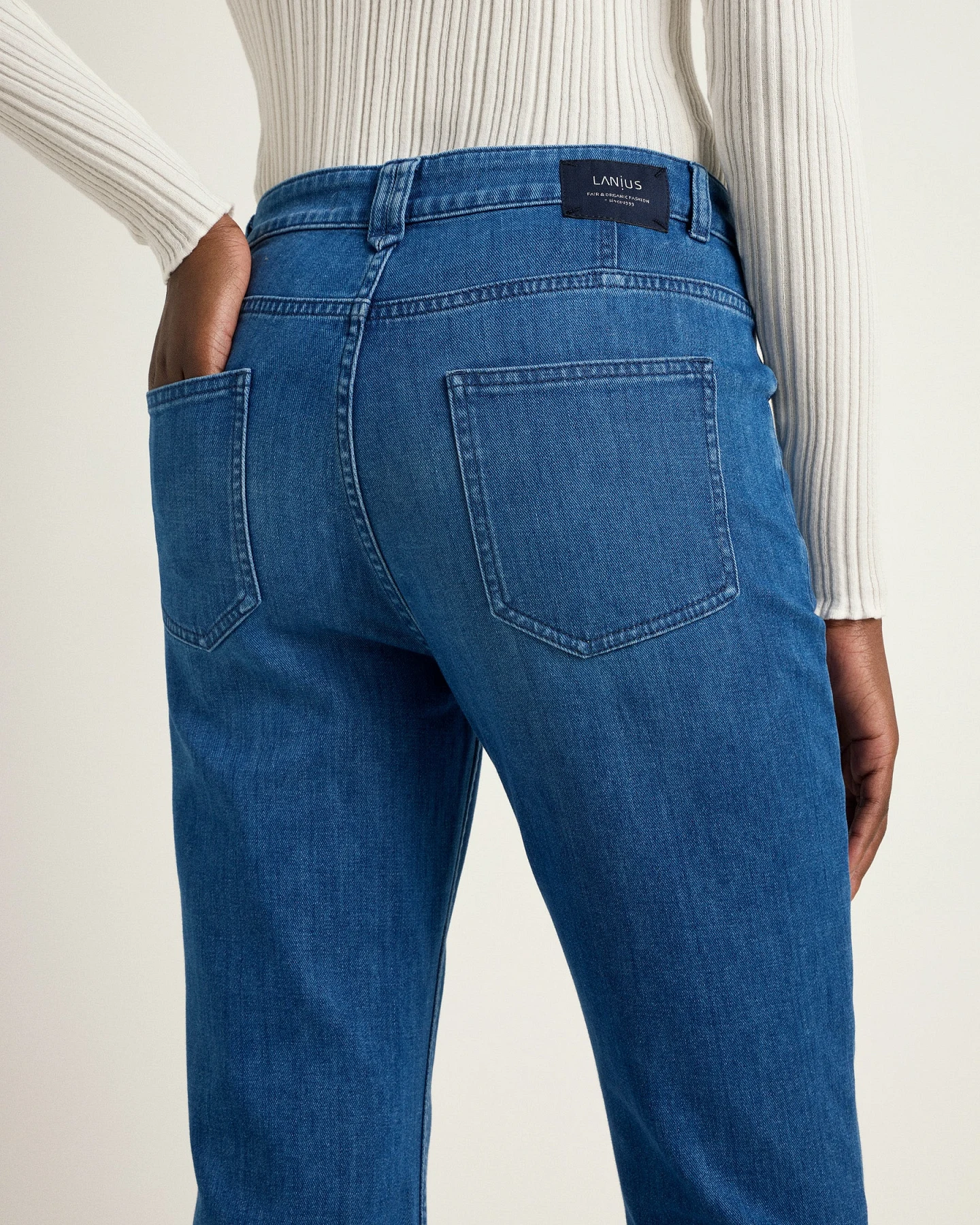 Flared Jeans (GOTS) – Ansicht 4