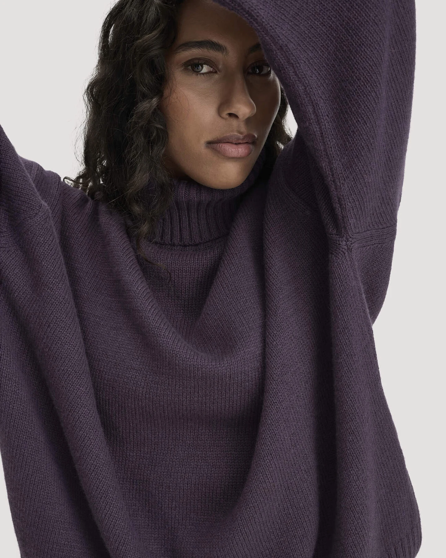 hessnatur Damen Strick Pullover Oversize aus Bio-Merinowolle mit Bio-Baumwolle - lila - Größe onesize – Ansicht 4
