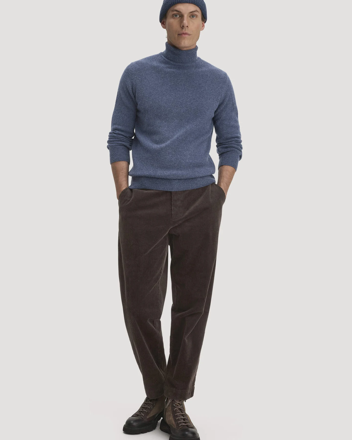 hessnatur Herren Rollkragen-Pullover Regular aus Bio-Merinowolle und Bio-Baumwolle - blau - Größe L – Ansicht 2