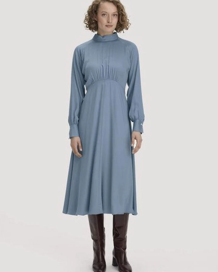 hessnatur Kleid Midi tailliert aus LENZING ECOVERO Viskose