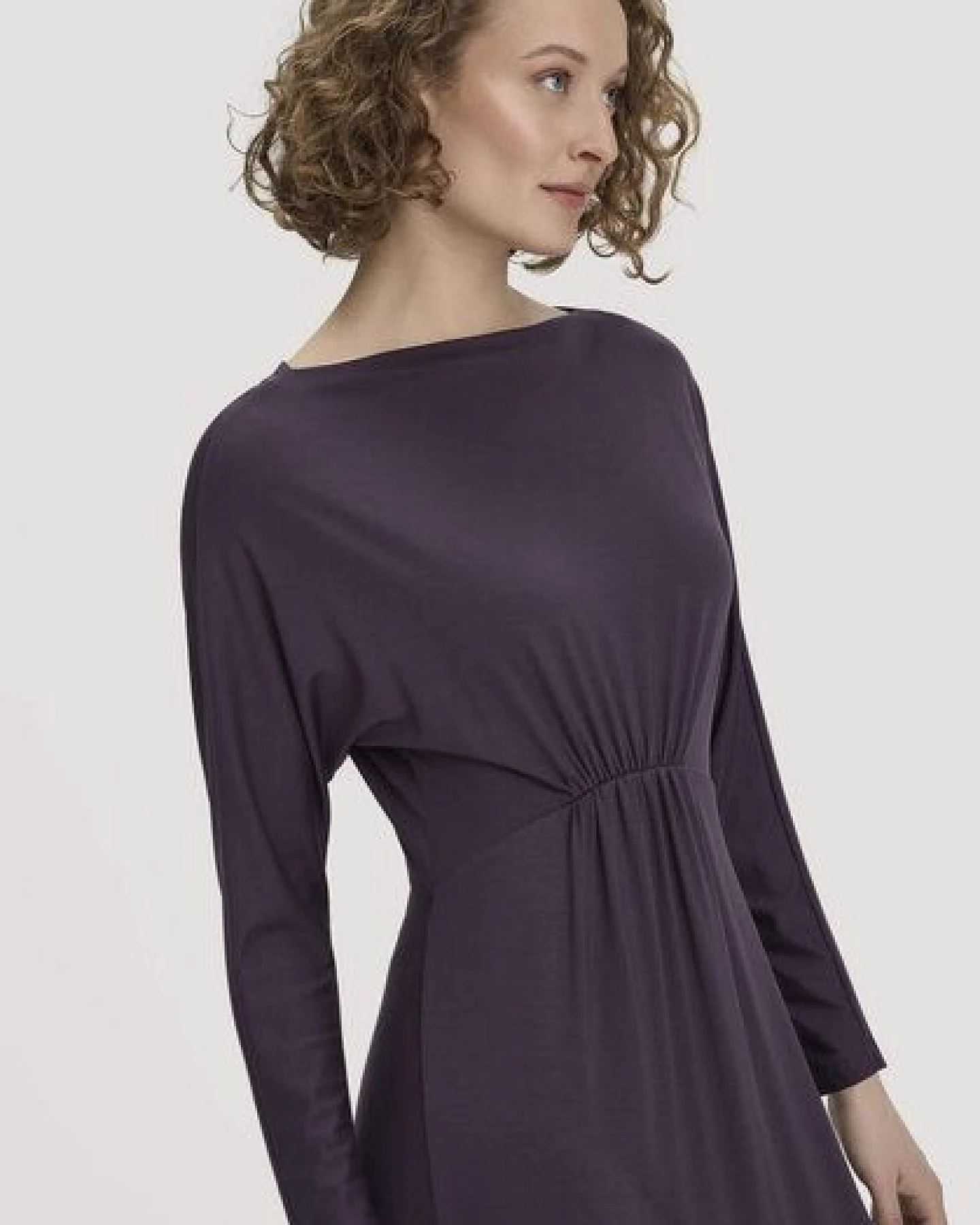 hessnatur Kleid Regular aus TENCEL Lyocell – Ansicht 2