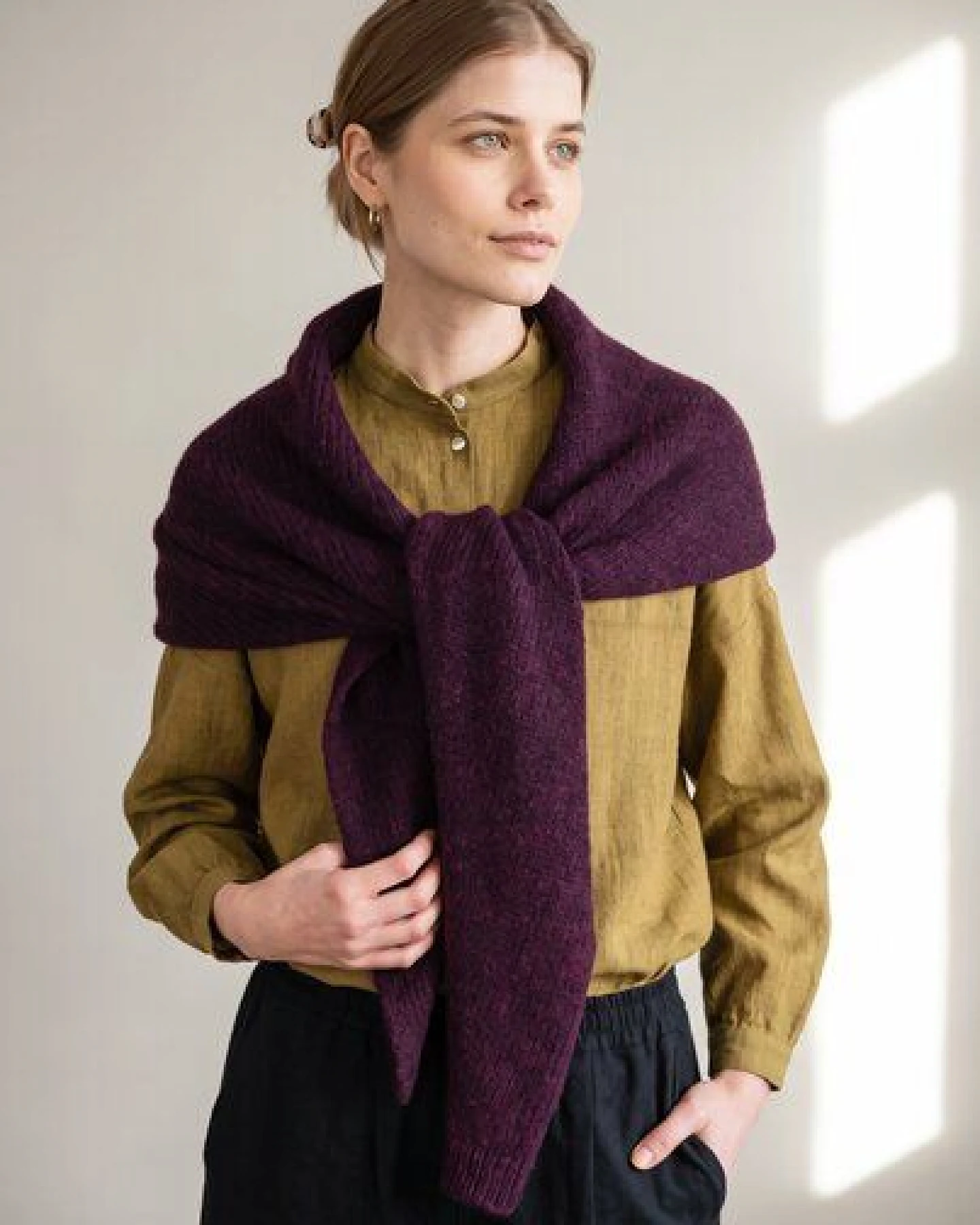 Jyoti - Fair Works Baby-Alpaka Dreieckstuch Oyon – Ansicht 3