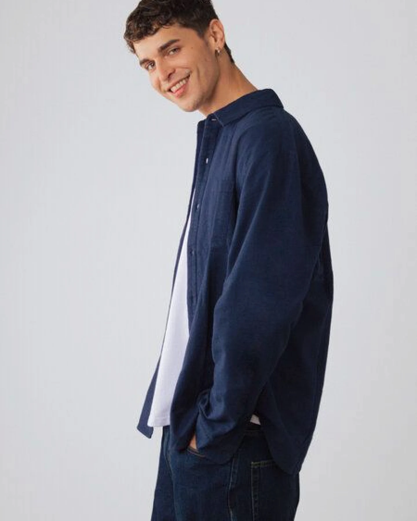 Honest Basics Herren Flanellhemd aus Bio-Baumwolle – Ansicht 3