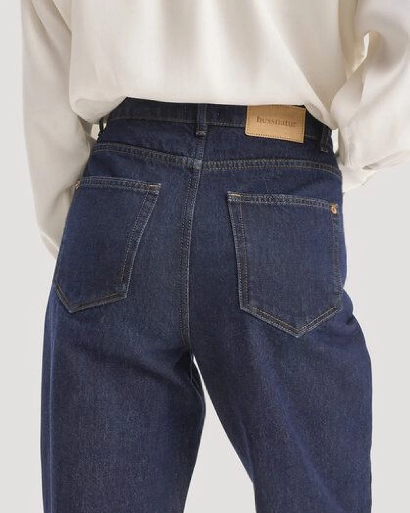 hessnatur Jeans GIERA Straight Relaxed aus reinem Bio-Denim – Ansicht 2