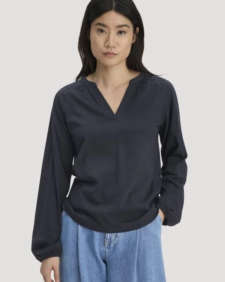 hessnatur Jersey-Bluse Relaxed aus reiner Bio-Baumwolle
