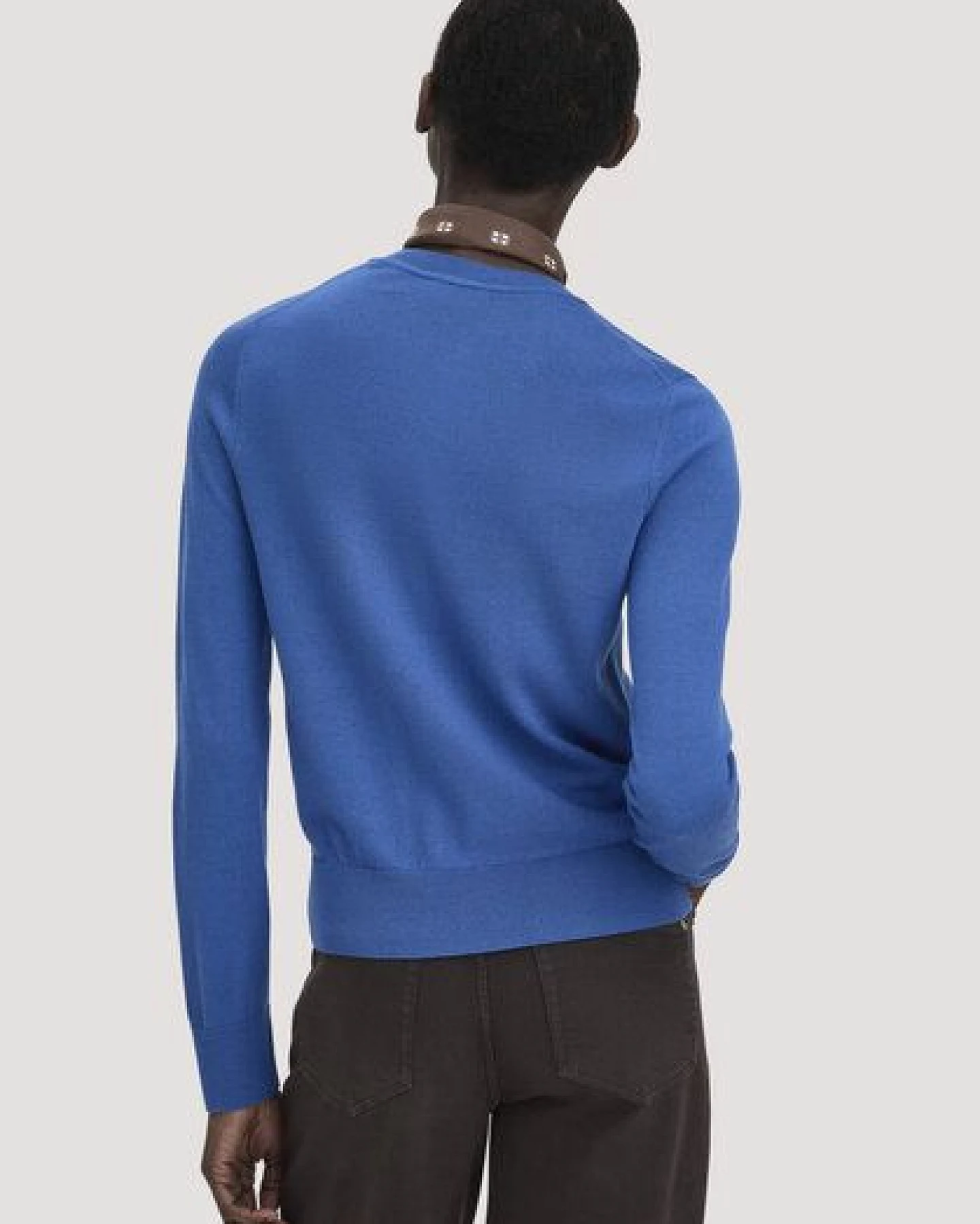 hessnatur Strickjacke Regular aus reiner Bio-Merinowolle – Ansicht 2