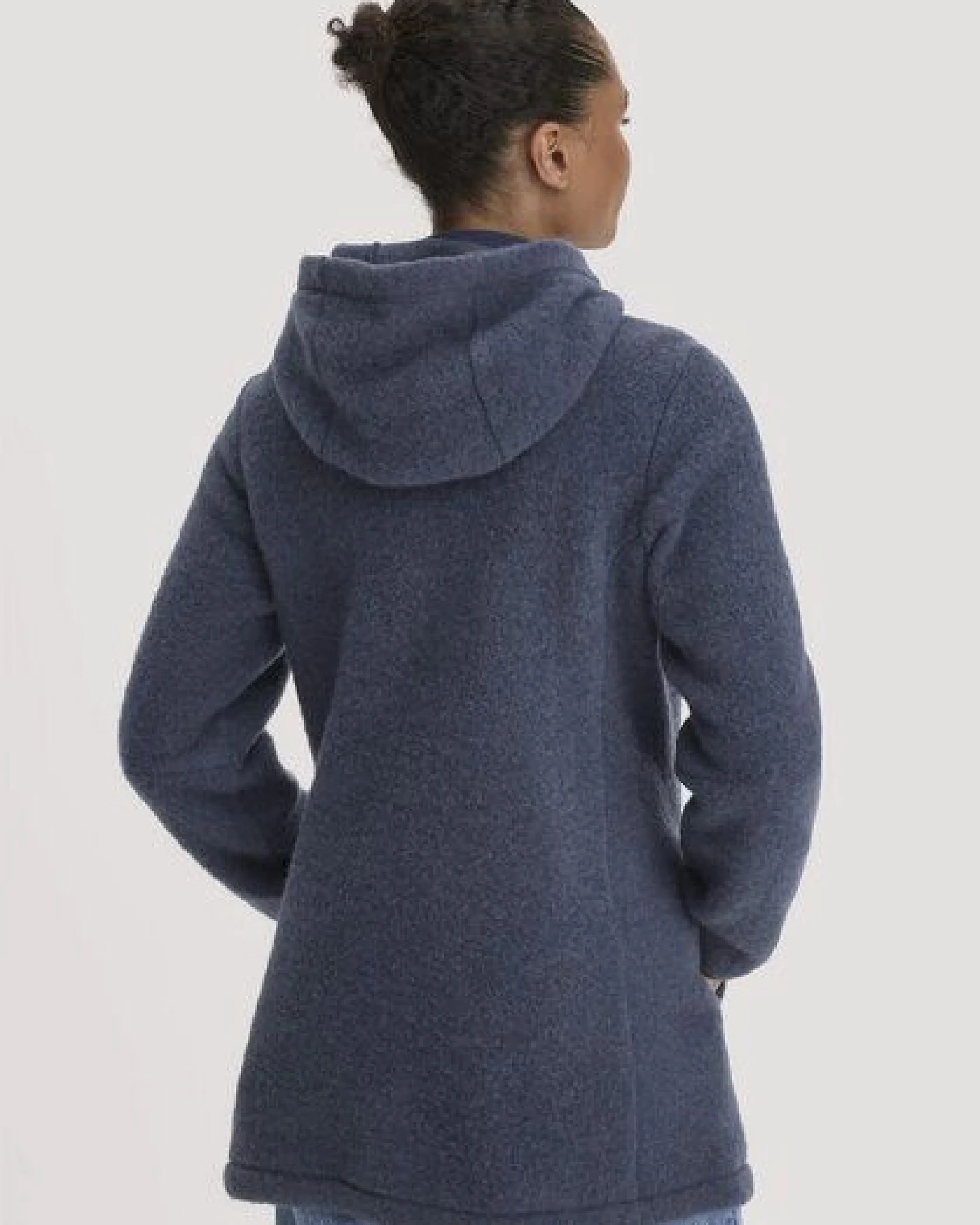 hessnatur Wollfleece-Jacke mit Kapuze Regular aus reiner Bio-Merinowolle – Ansicht 2