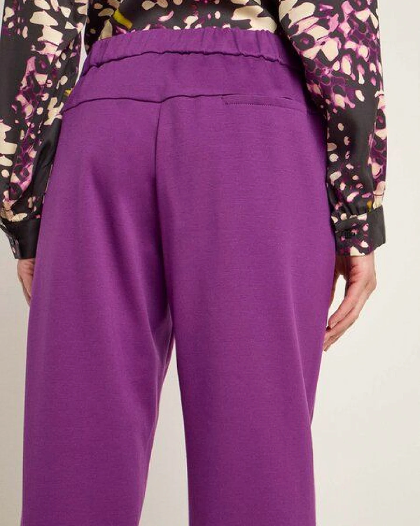 LANIUS Jogpants aus Bio-Baumwolle und reiner Bio-Schurwolle – Ansicht 4
