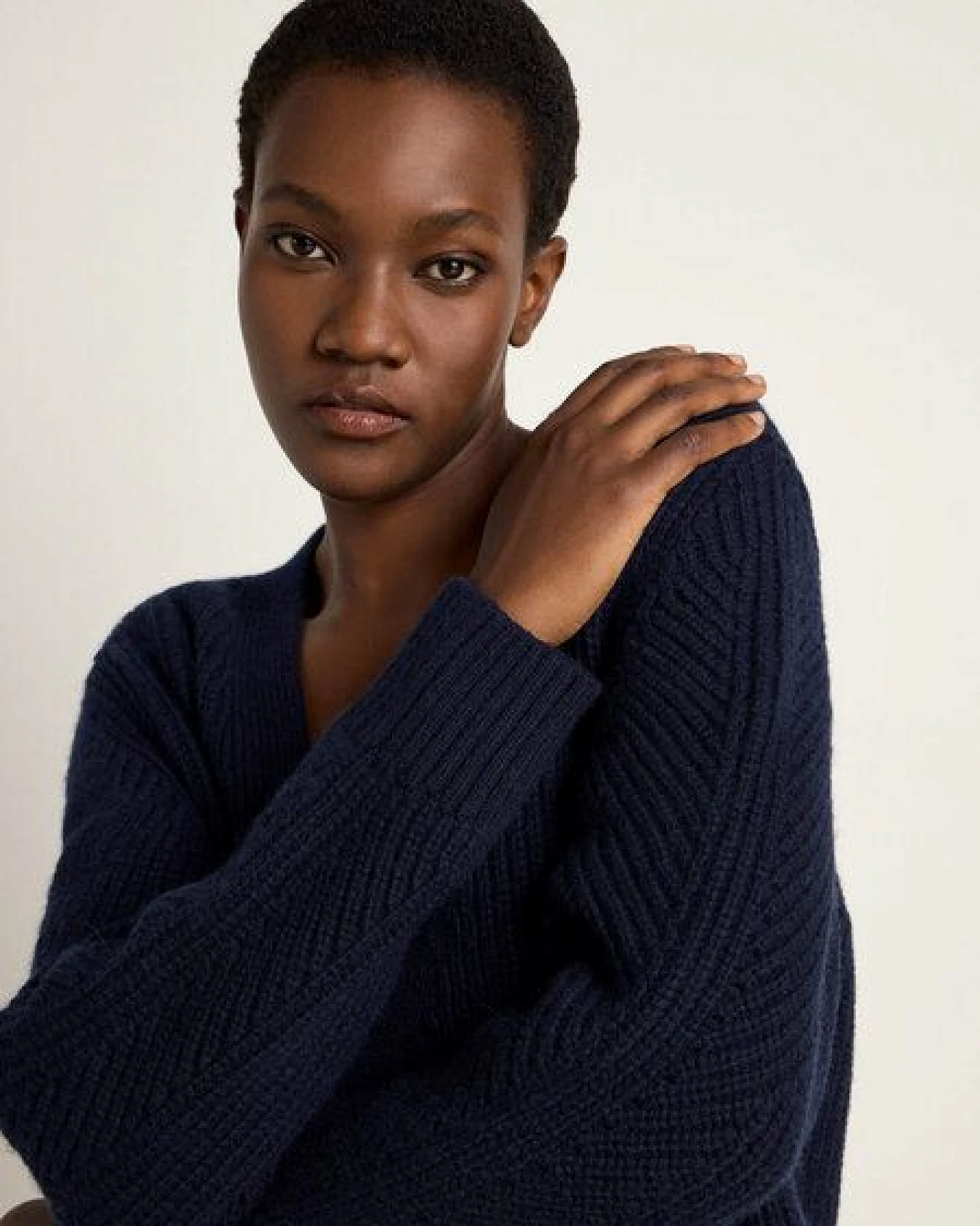 LANIUS Lange Strickjacke aus Bio-Schurwolle und Bio-Baumwolle – Ansicht 3