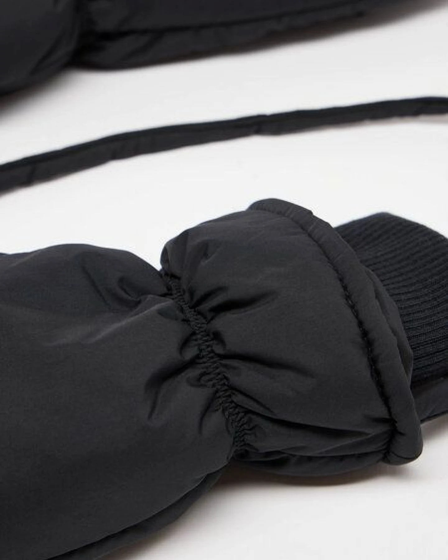 LANIUS Wattierte Handschuhe aus recyceltem Polyester – Ansicht 3
