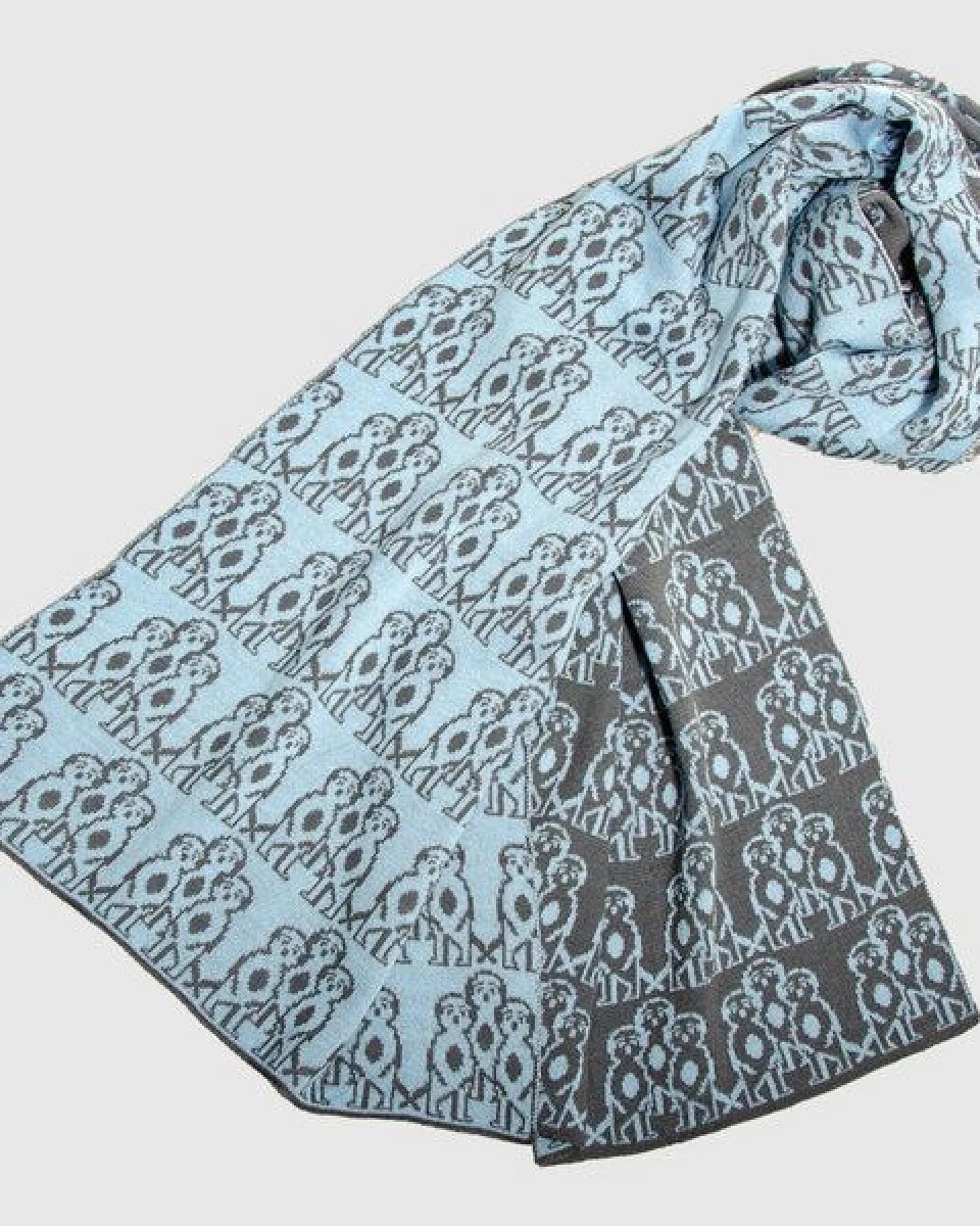 LANARTO slow fashion Schal „Erdmännchen“ aus Merinowolle Extrasoft – Ansicht 3