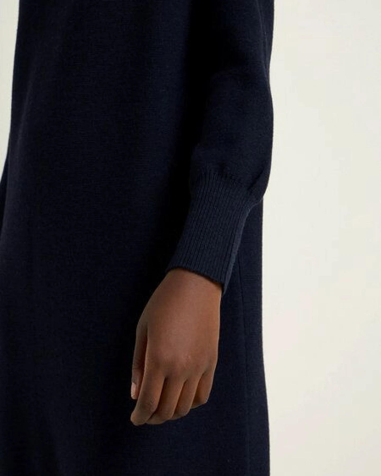 LANIUS Rollkragenkleid aus Bio-Merinowolle – Ansicht 4