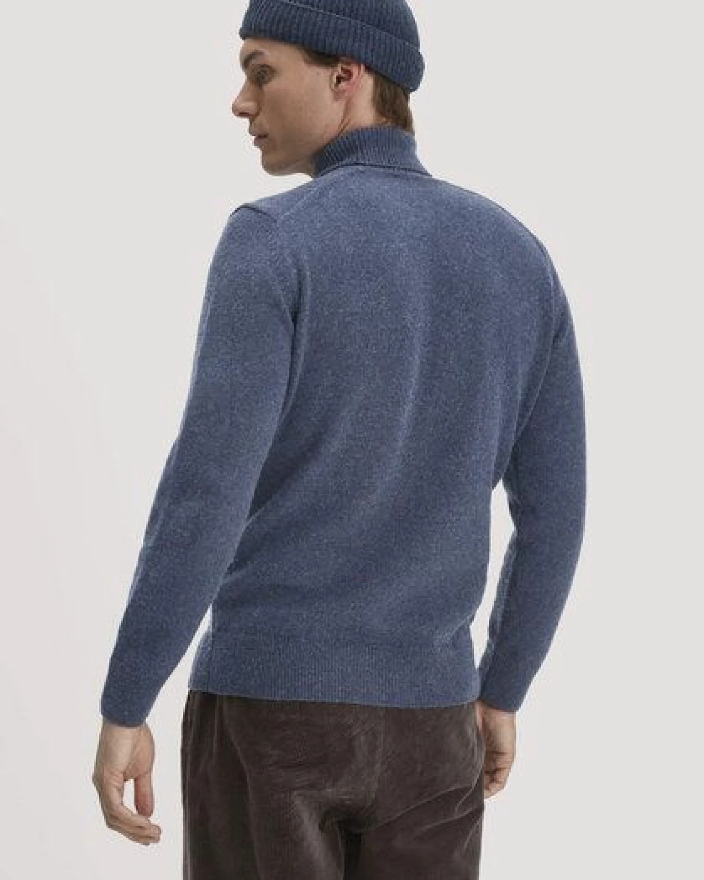 hessnatur Rollkragen-Pullover Regular aus Bio-Merinowolle und Bio-Baumwolle – Ansicht 2