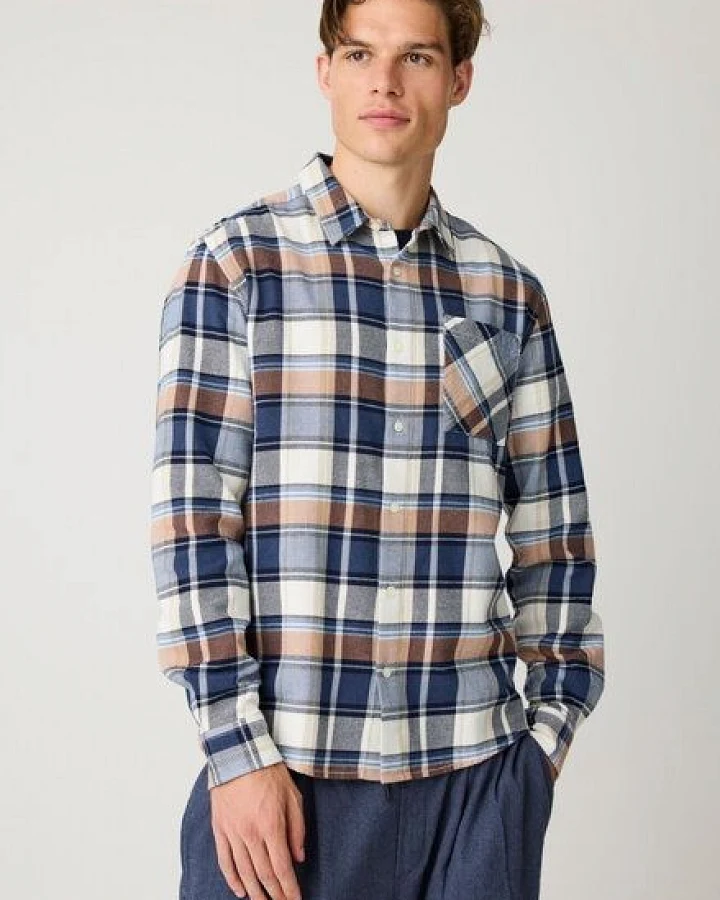 Blau (navy)