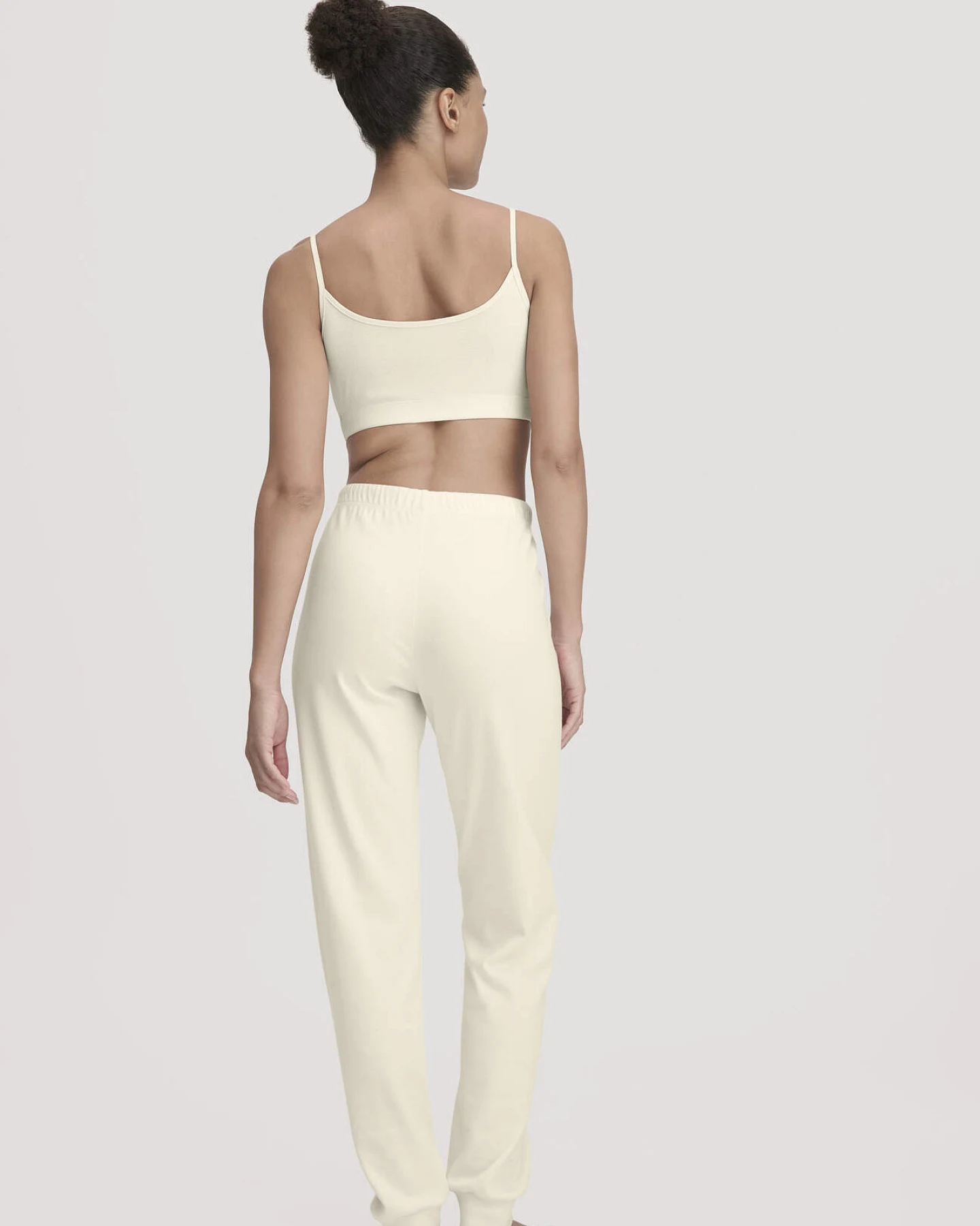 hessnatur Damen Schlafhose PURE NATURE aus Bio-Baumwolle - natur - Größe 46 – Ansicht 2