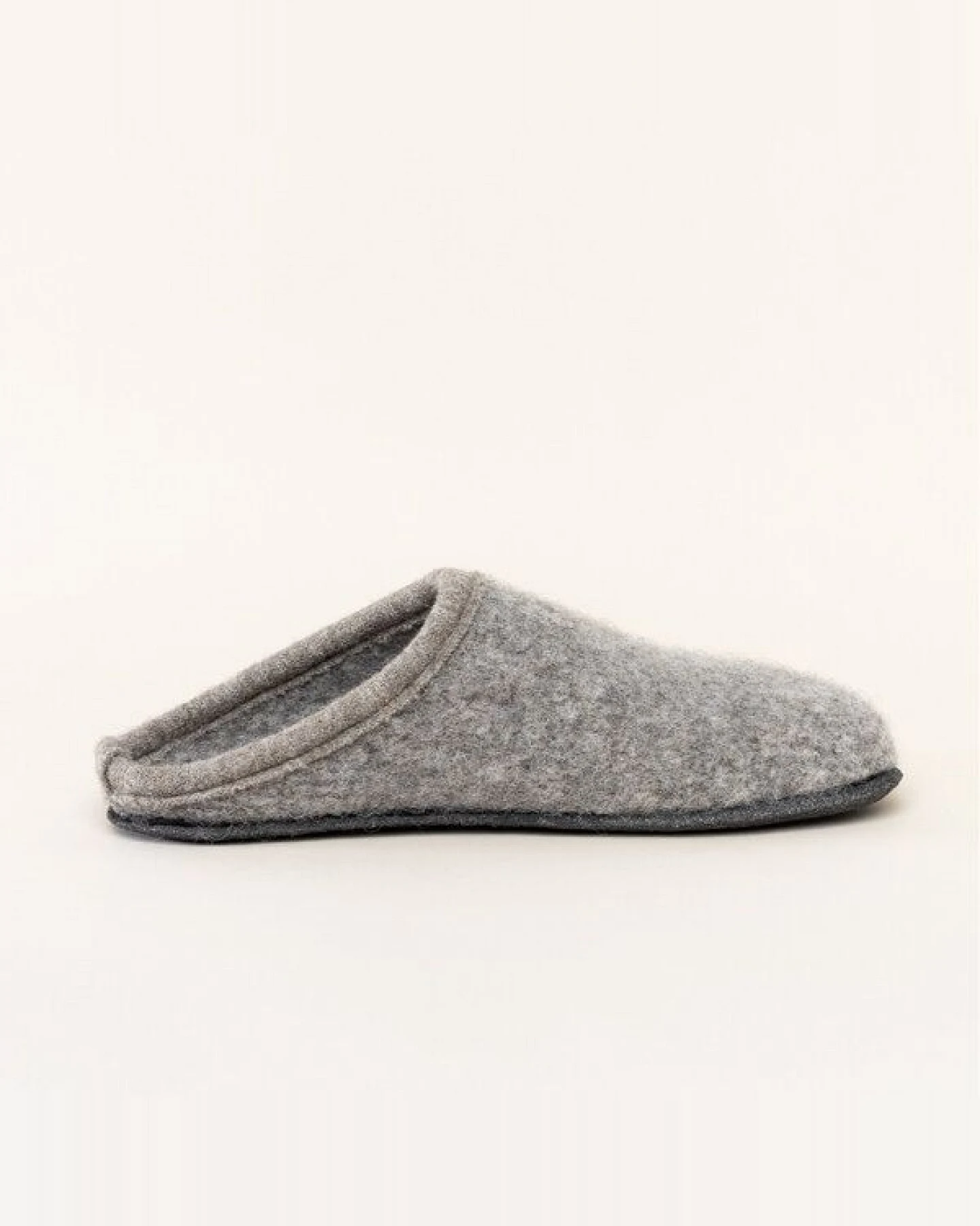 Gottstein Filz-Pantoffel Alpine Light Natur - Damen & Herren Hausschuh aus 100% seltenen Schurwollen – Ansicht 2