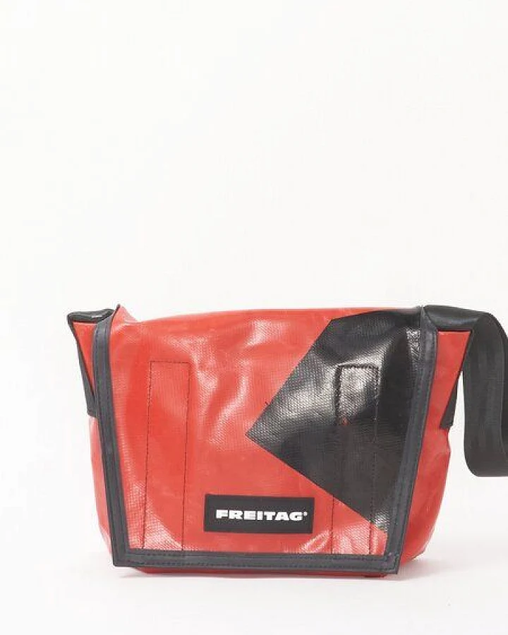 Freitag F11 LASSIE - red black (000004048884)