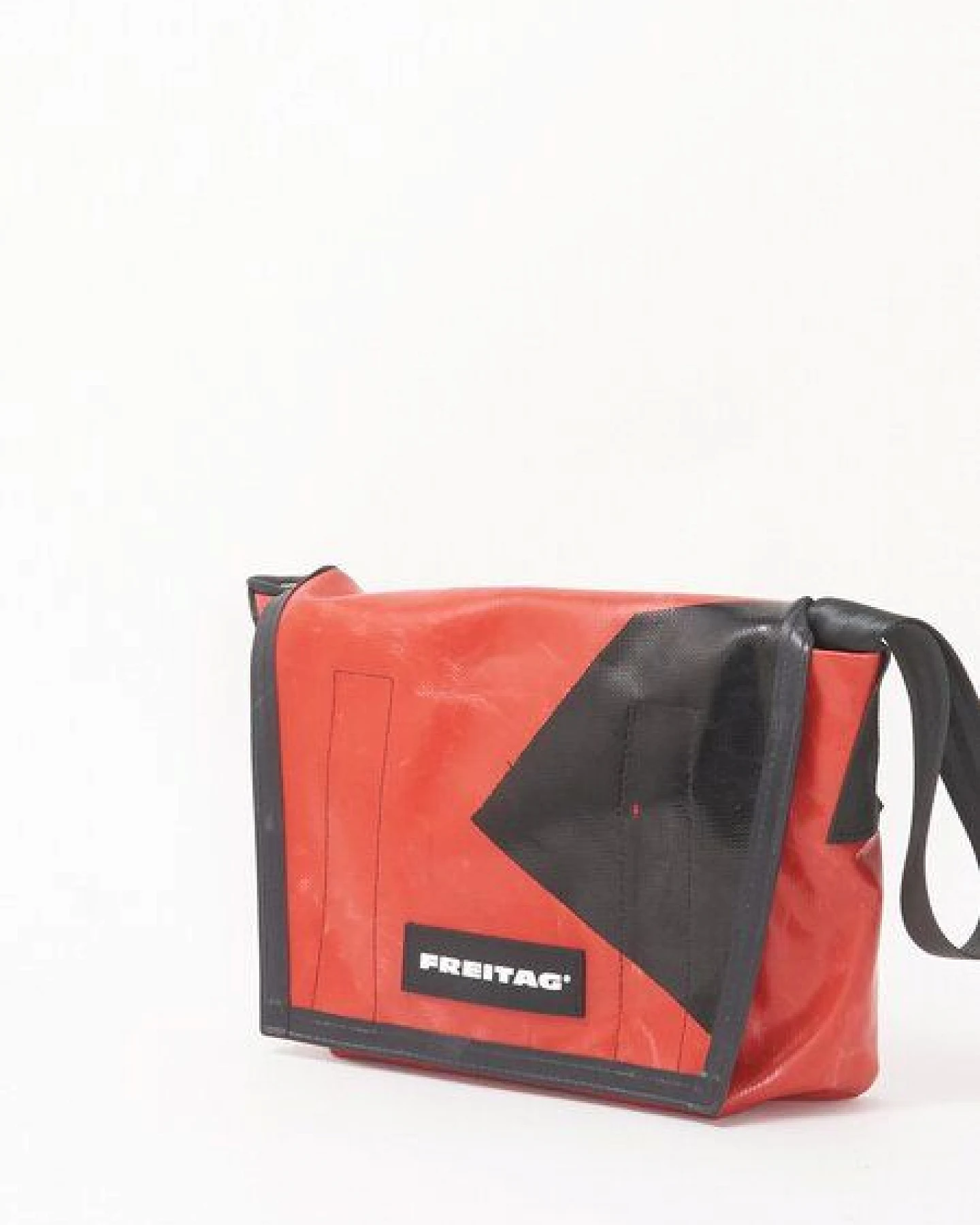 Freitag F11 LASSIE - red black (000004048884) – Ansicht 2