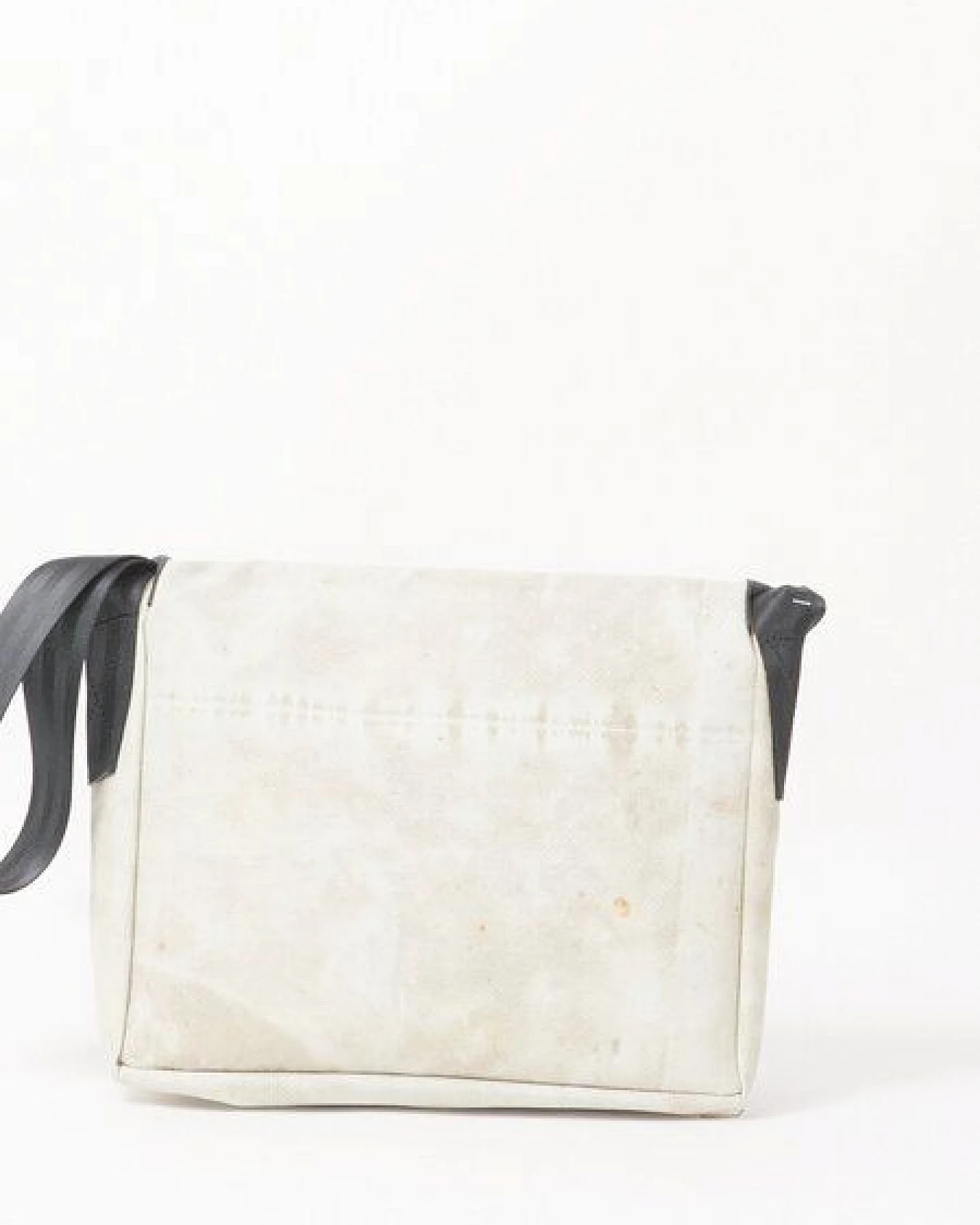 Freitag F11 LASSIE - white black (000004048915) – Ansicht 3
