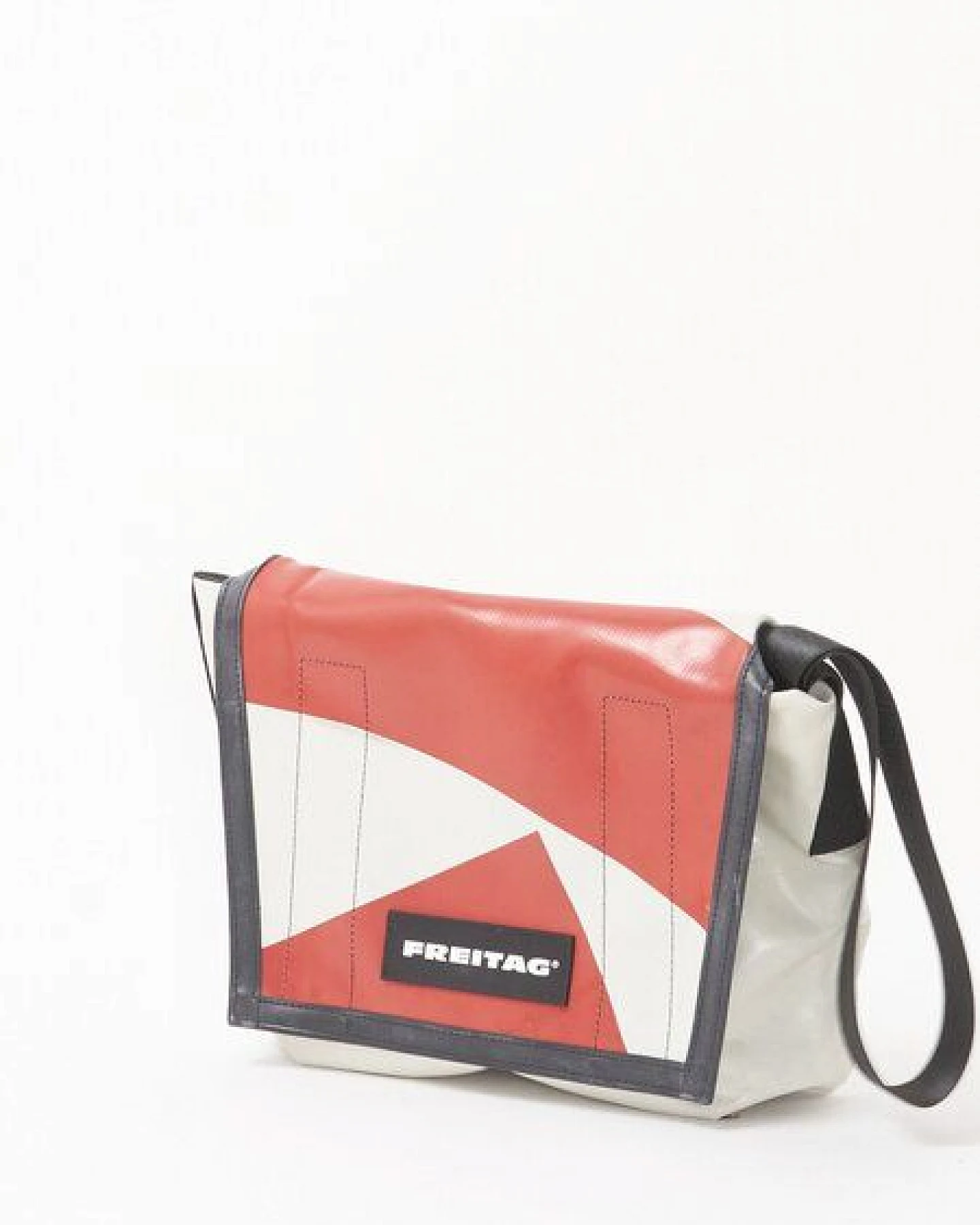Freitag F11 LASSIE - white red (000004183733) – Ansicht 2