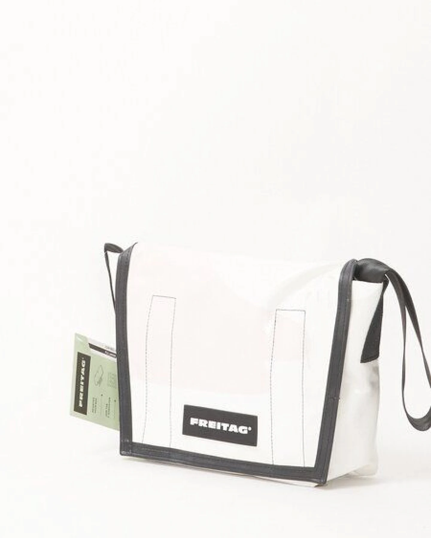 Freitag F11 LASSIE - white rose (000004048823) – Ansicht 2