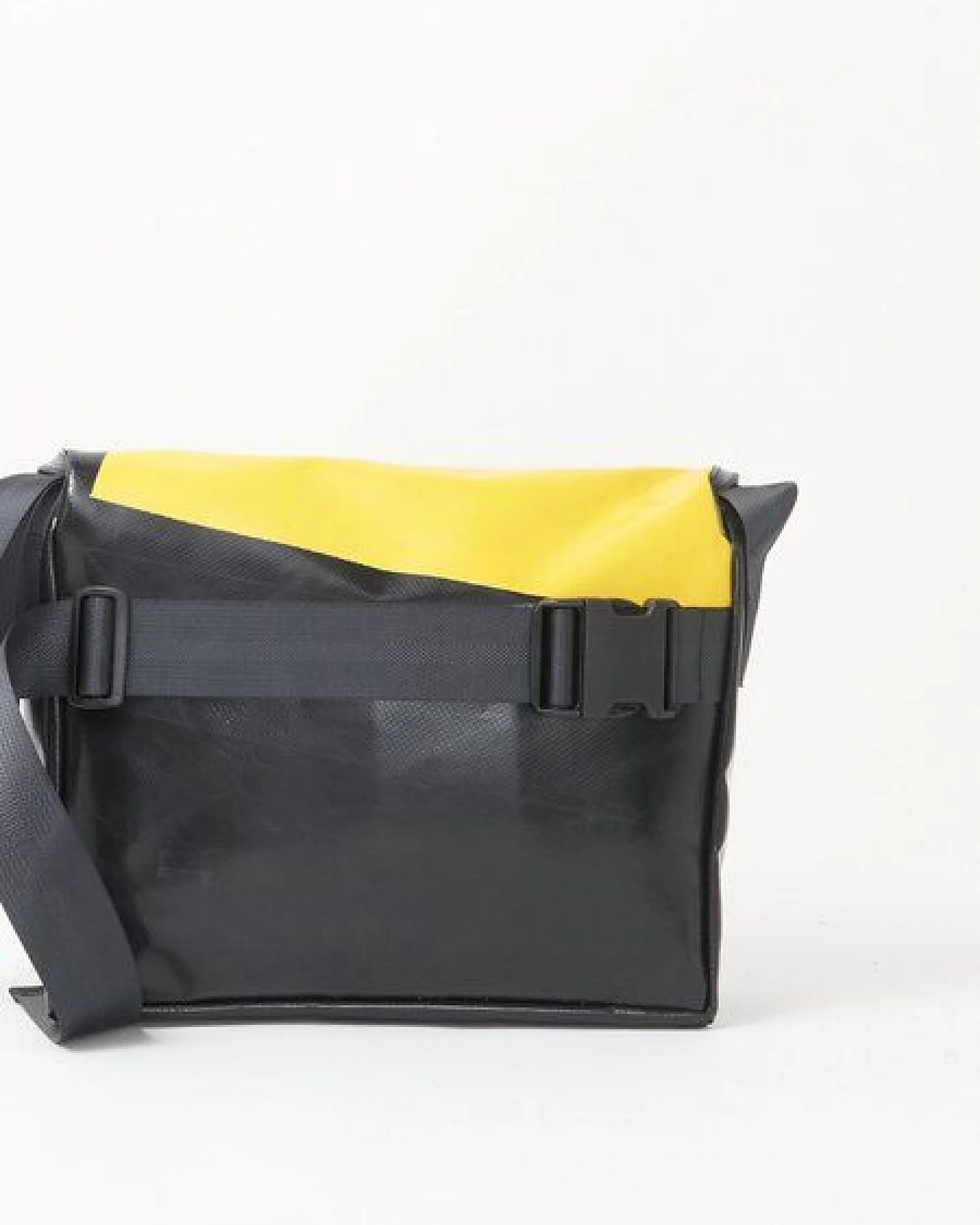 Freitag F14 DEXTER - black yellow (000004304459) – Ansicht 3