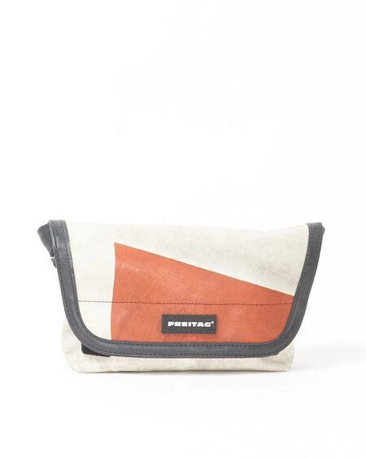 Freitag F40 Jamie - white red (000004121527)