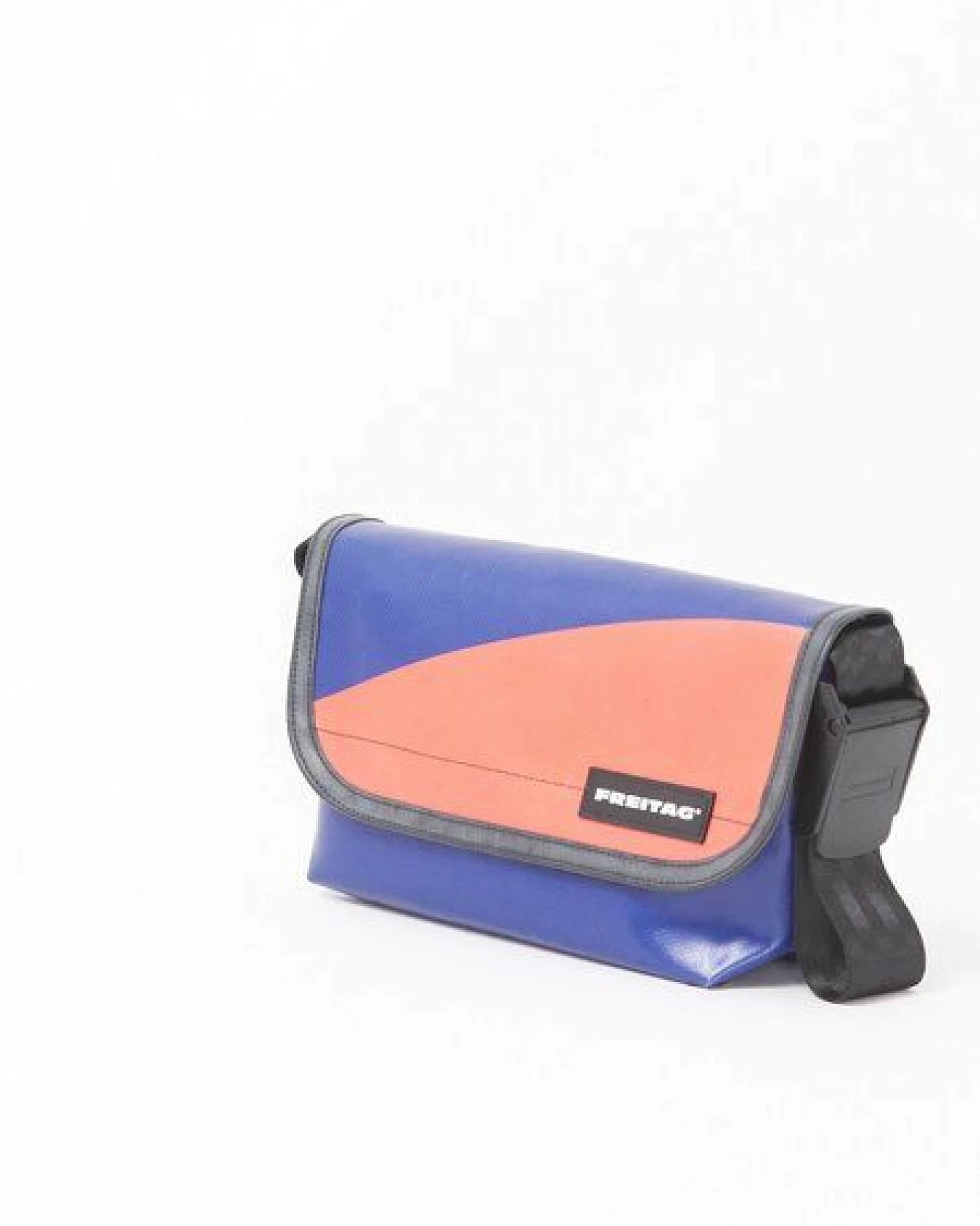 Freitag F41 Hawaii Five-O - blue red (000004289803) – Ansicht 2