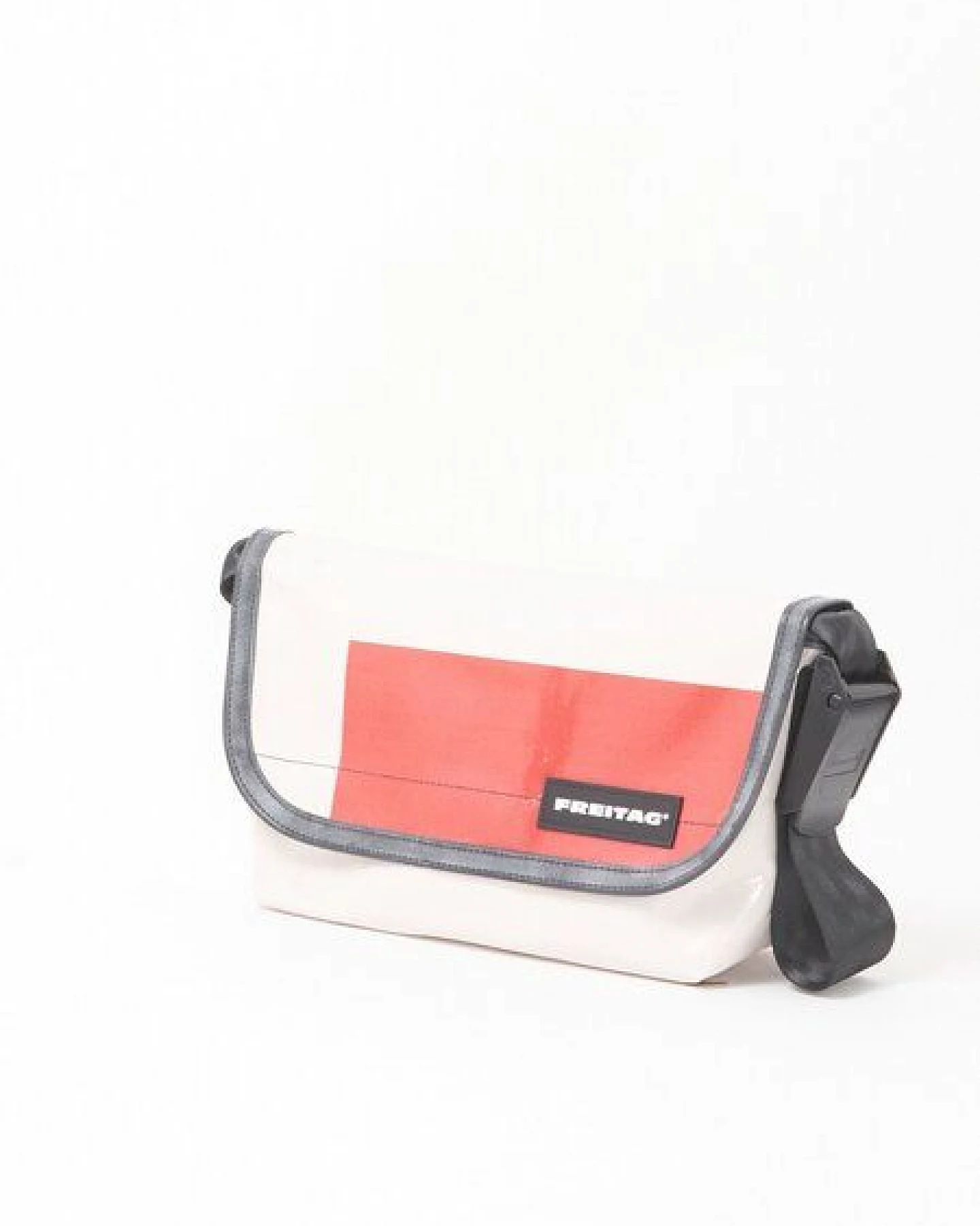 Freitag F41 Hawaii Five-O - white red (000004289946) – Ansicht 2