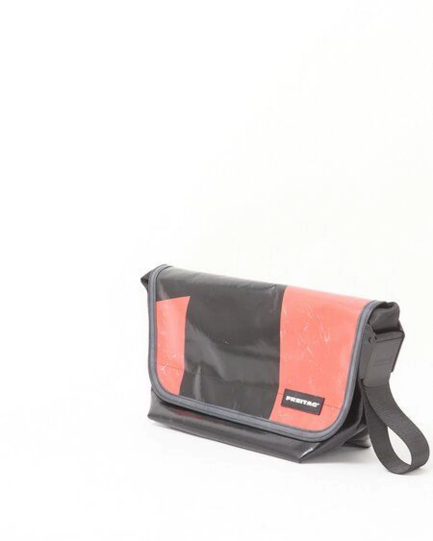 Freitag F42 SURFSIDE 6 - black red (000004316494) – Ansicht 2