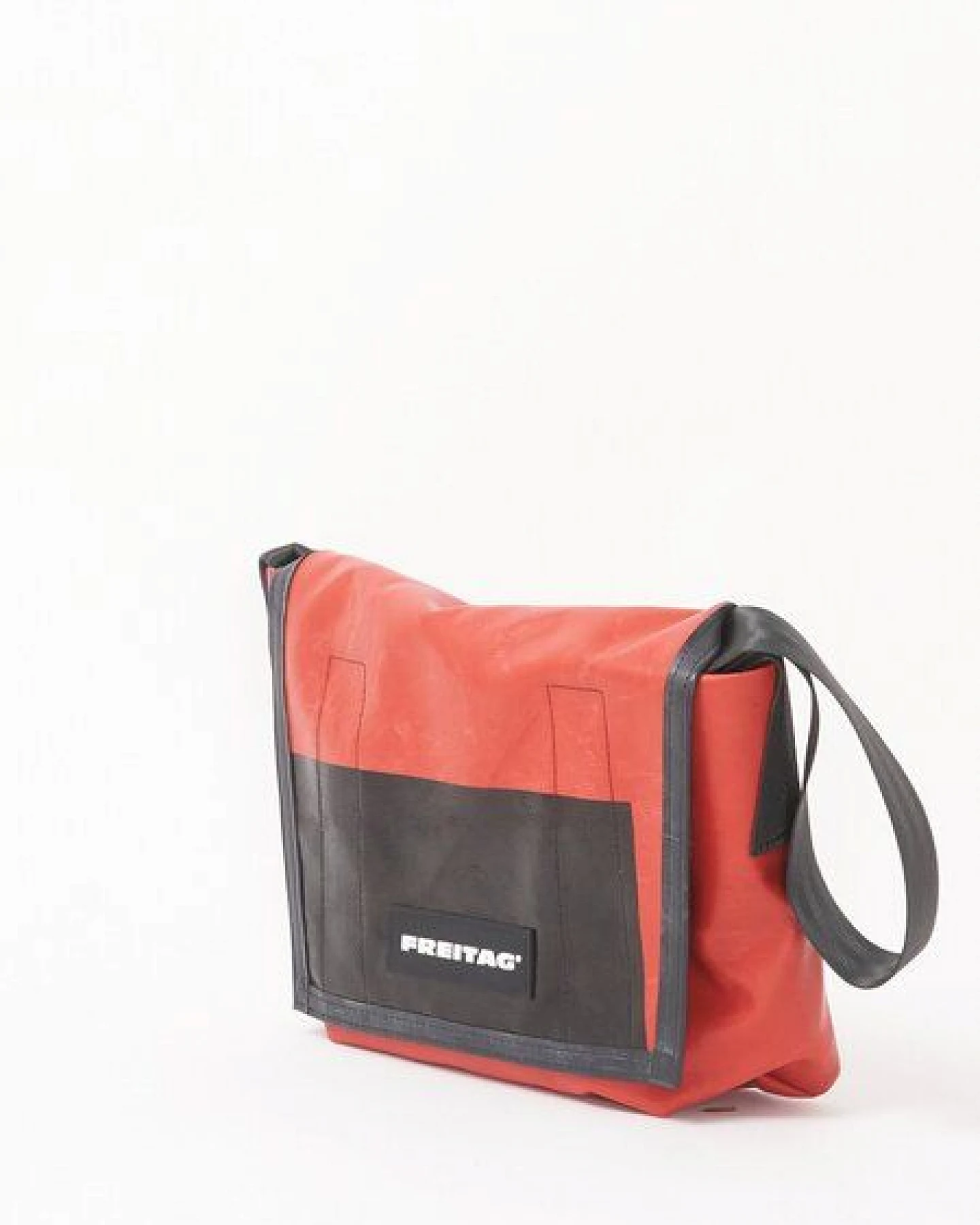 Freitag F11 LASSIE - red black (000004048907) – Ansicht 2