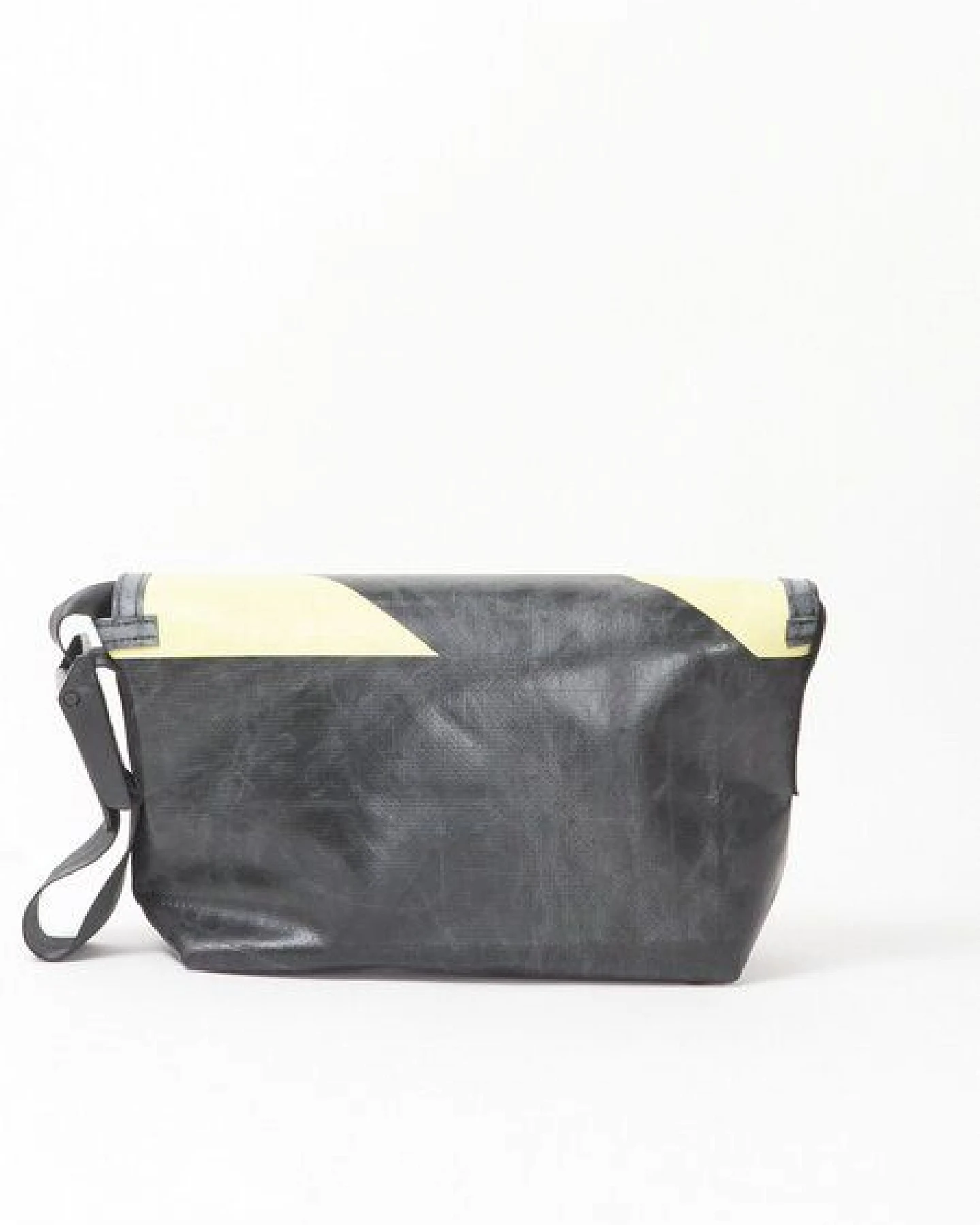 Freitag F41 Hawaii Five-O - black yellow (000004289804) – Ansicht 3