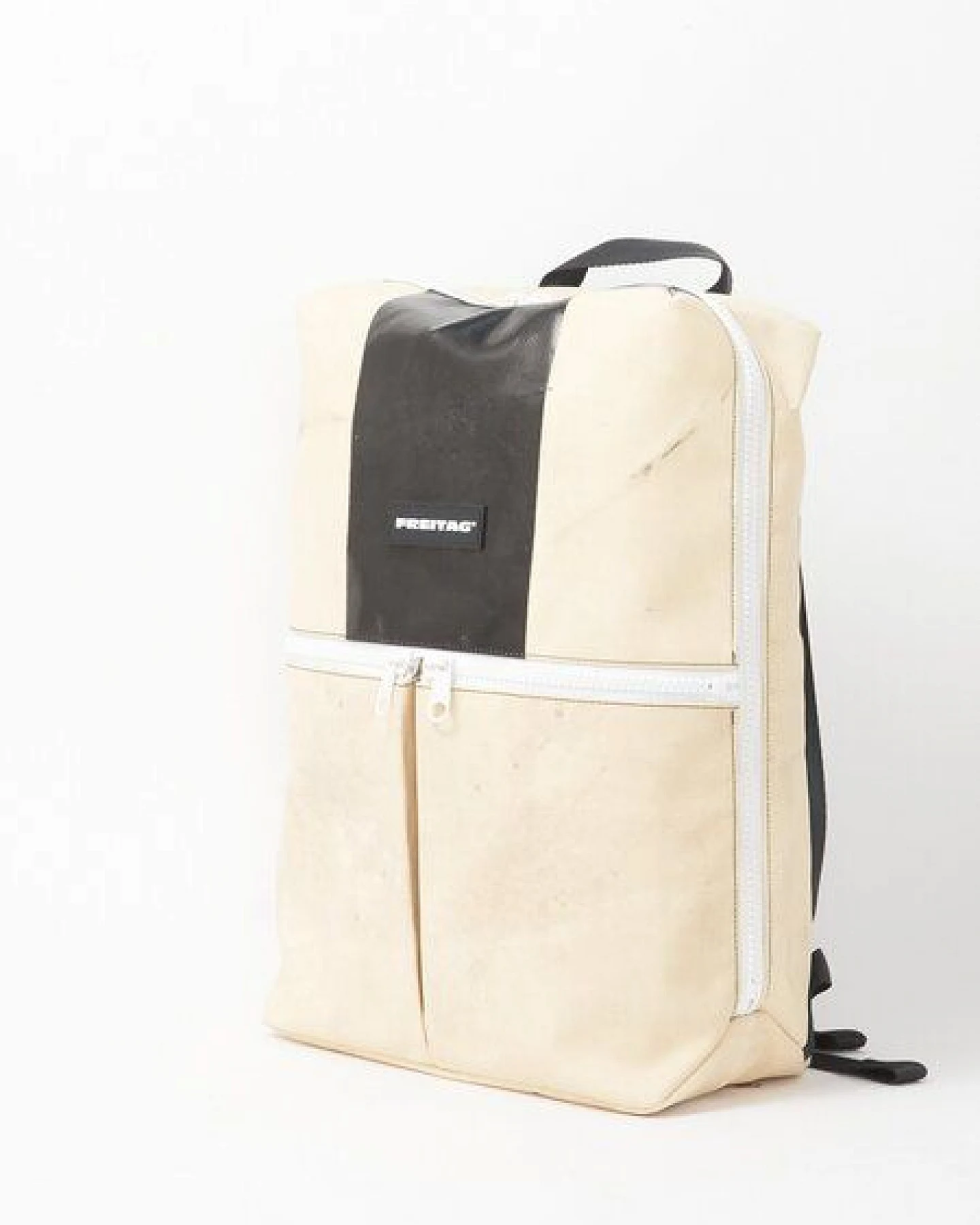 Freitag F49 FRINGE - white black (000004277681) – Ansicht 2
