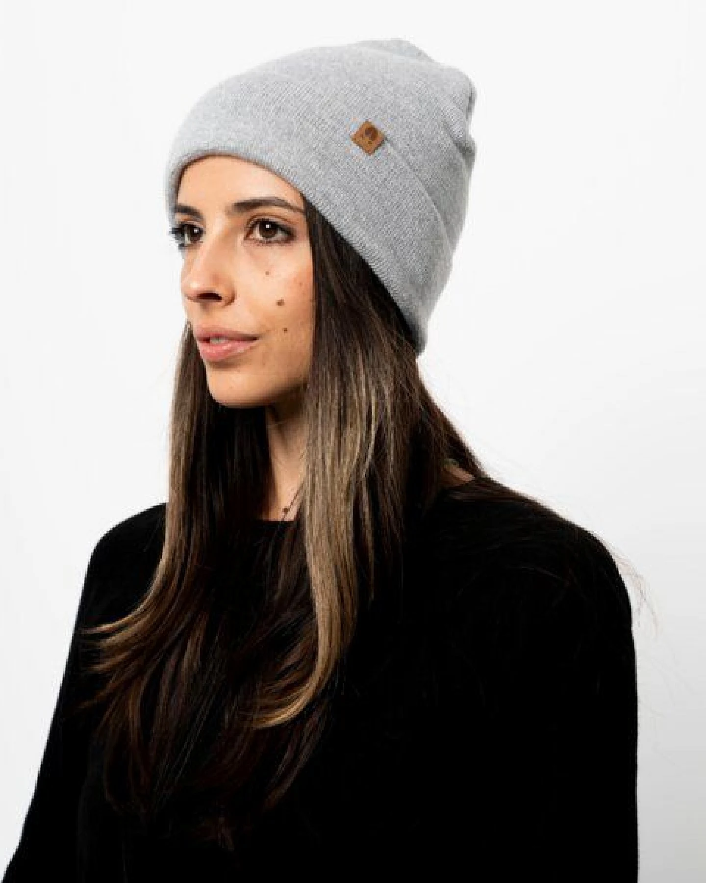 Kopyto WOLF - Glatte Zweilagige Beanie Mütze aus 100% RWS-Merinowolle – Ansicht 2