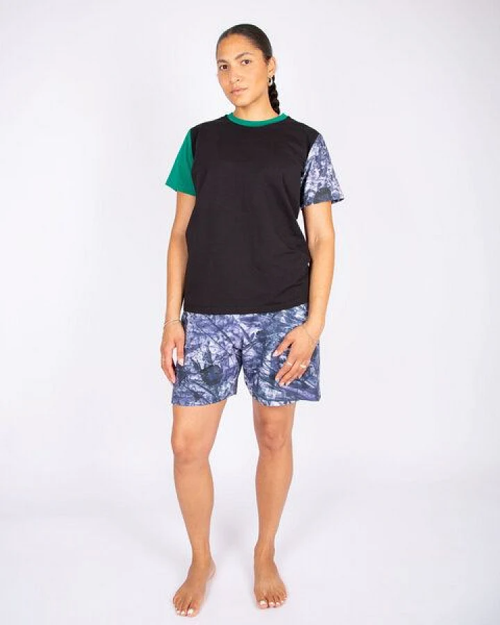 ÆVRIL Unisex Yogashirt // Tobiume Print, Emerald, Black // Bio-Baumwolle